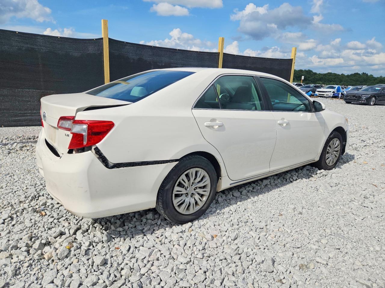 2012 Toyota Camry Le White vin: 4T1BF1FK7CU553159