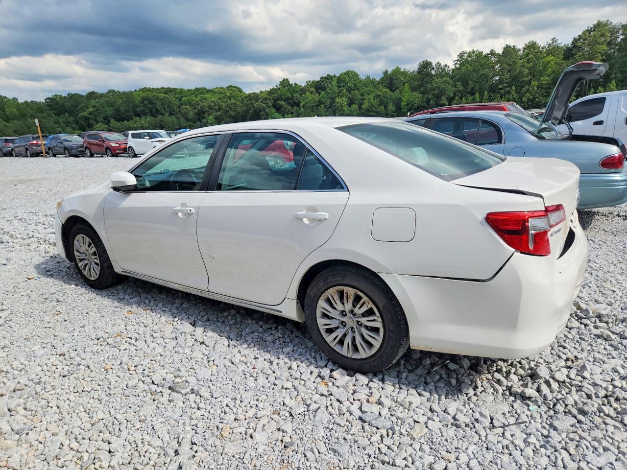 2012 Toyota Camry Le White vin: 4T1BF1FK7CU553159