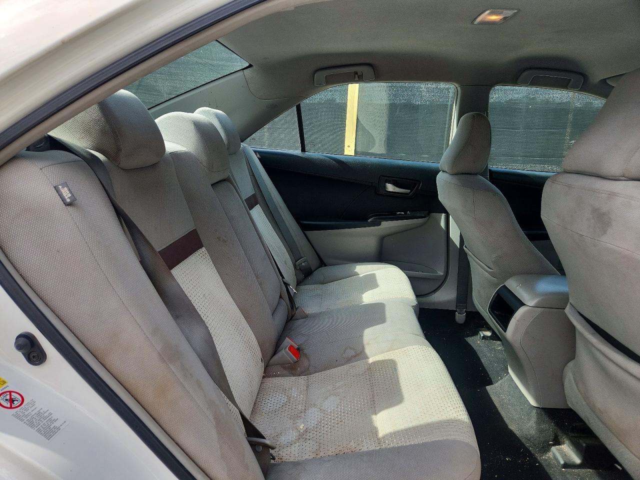 2012 Toyota Camry Le White vin: 4T1BF1FK7CU553159