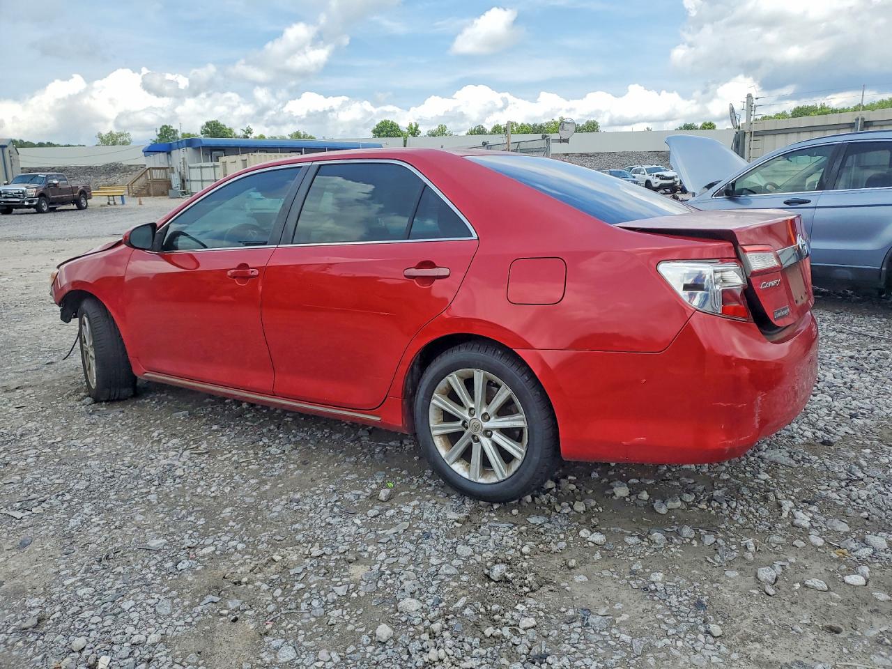 2012 Toyota Camry Xle Red vin: 4T1BF1FK7CU554778
