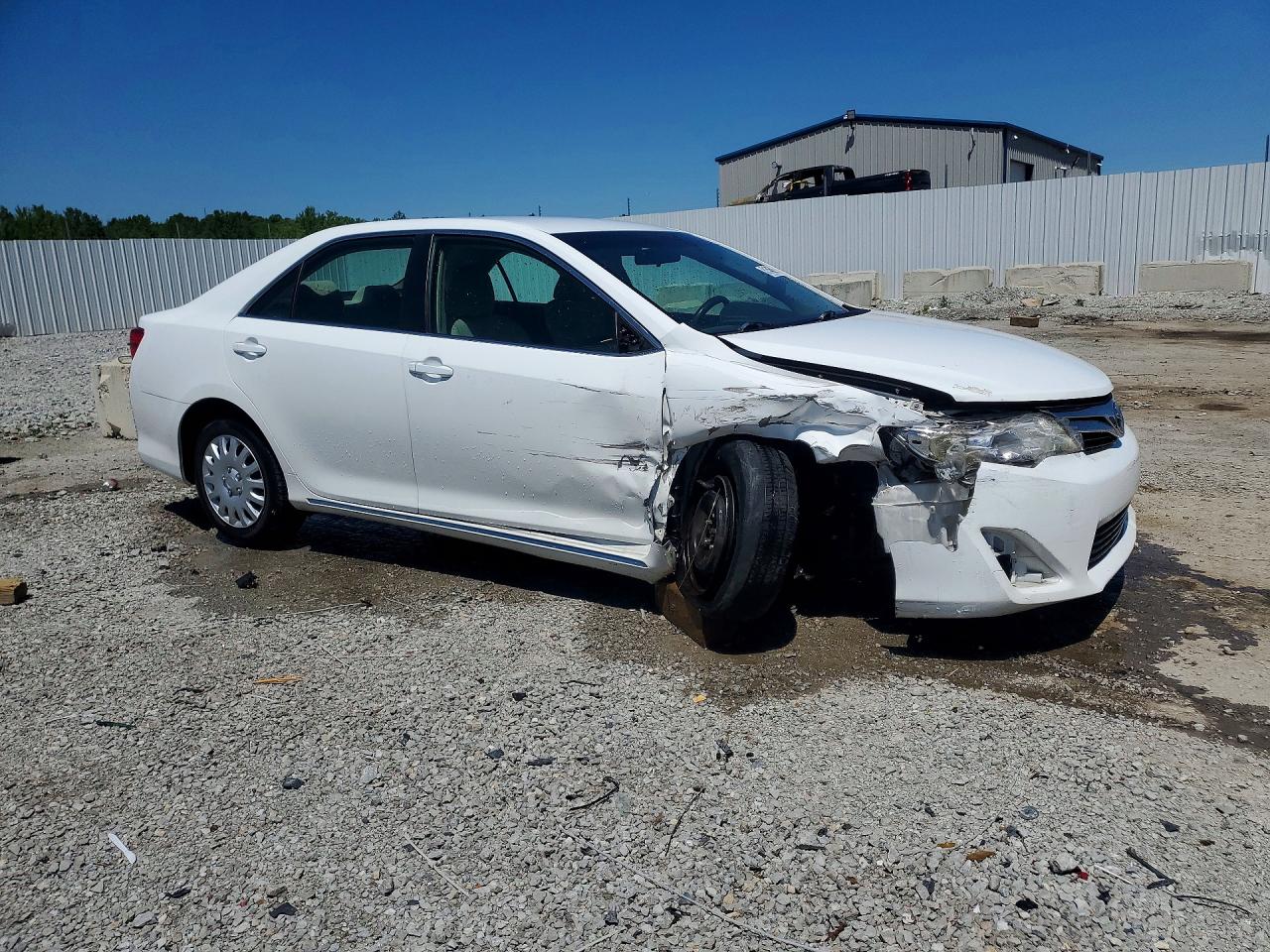 2012 Toyota Camry Le White vin: 4T1BF1FK7CU558989