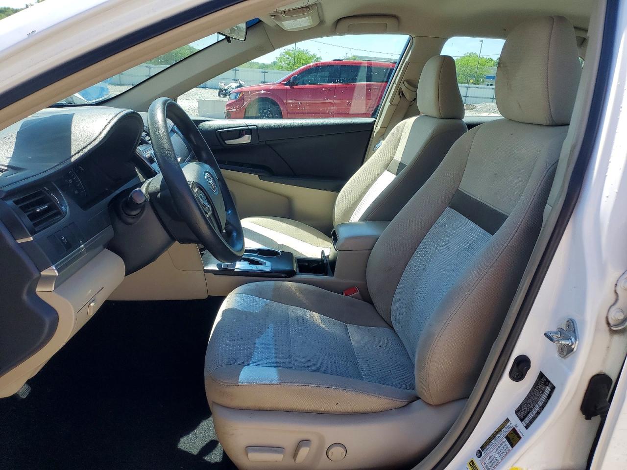 2012 Toyota Camry Le White vin: 4T1BF1FK7CU558989