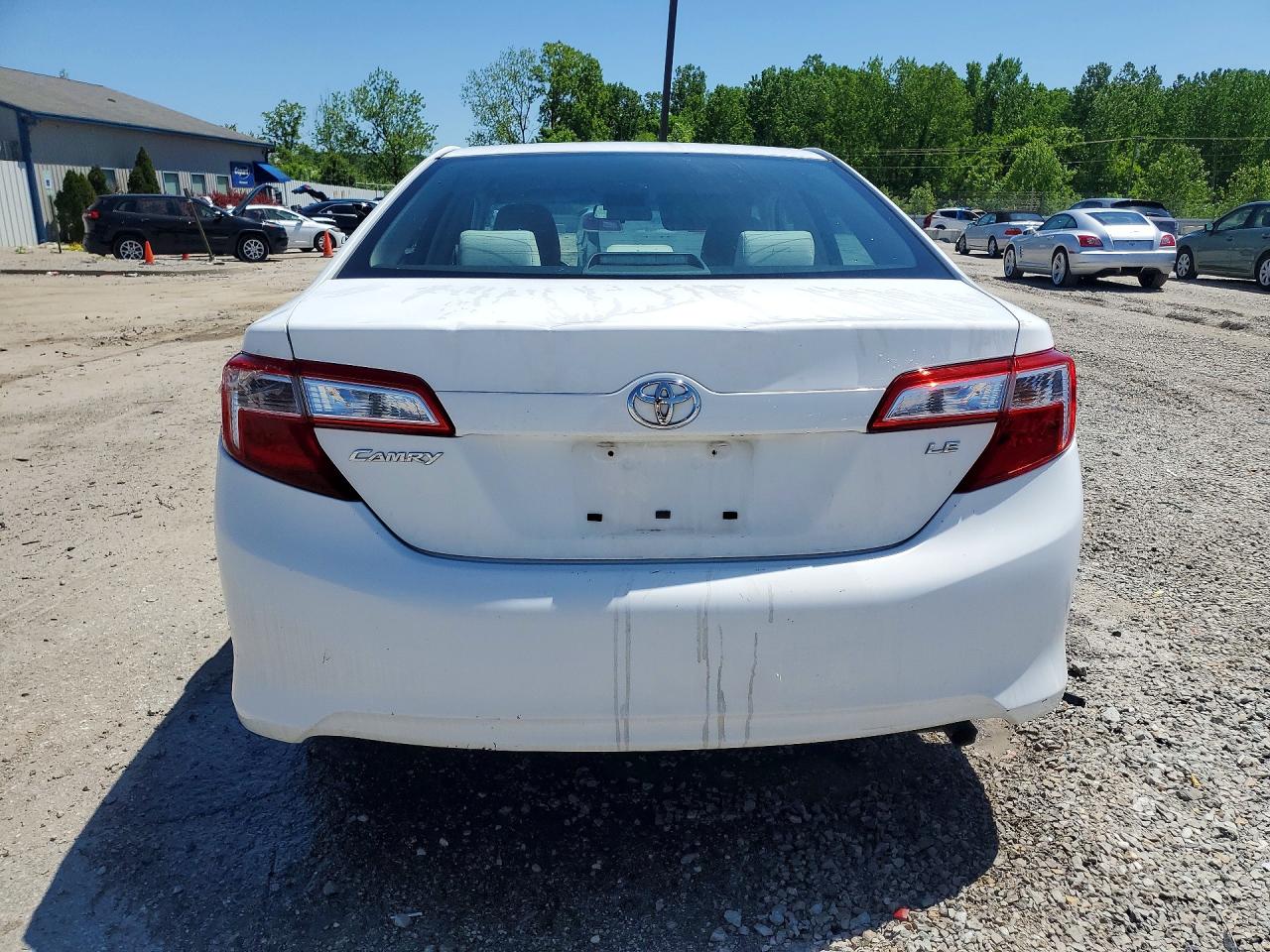 2012 Toyota Camry Le White vin: 4T1BF1FK7CU558989