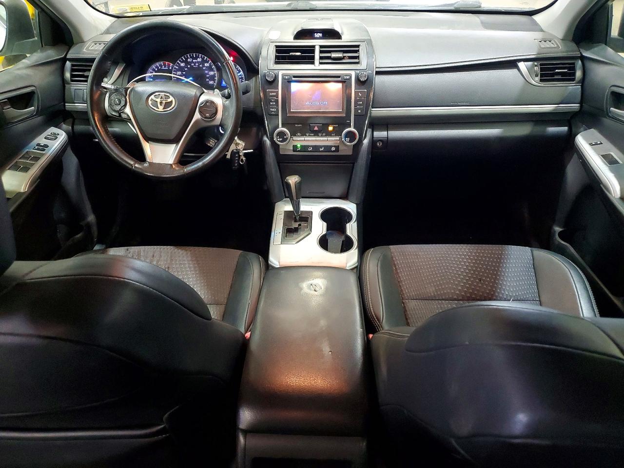 2012 Toyota Camry Se White vin: 4T1BF1FK7CU561522