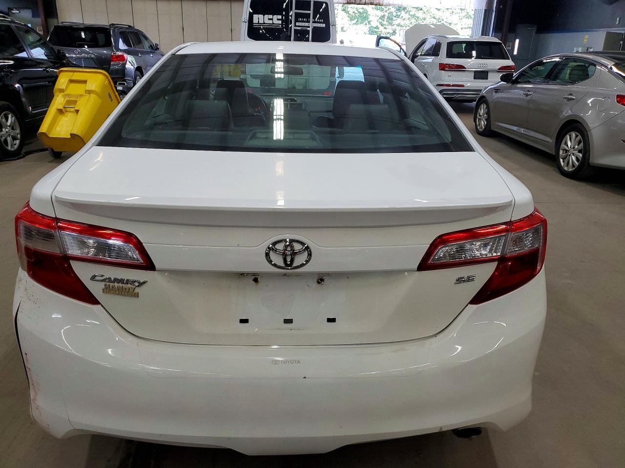 2012 Toyota Camry Se White vin: 4T1BF1FK7CU561522