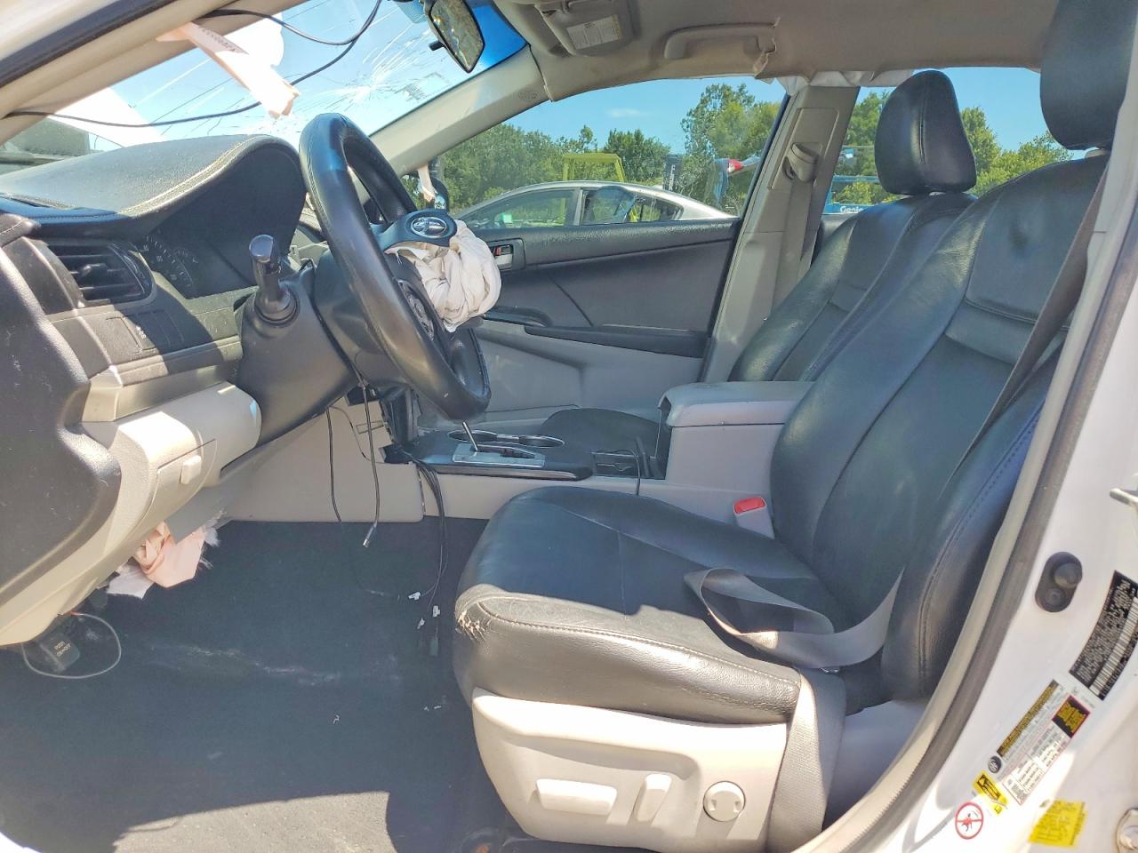 2012 Toyota Camry Le White vin: 4T1BF1FK7CU562590