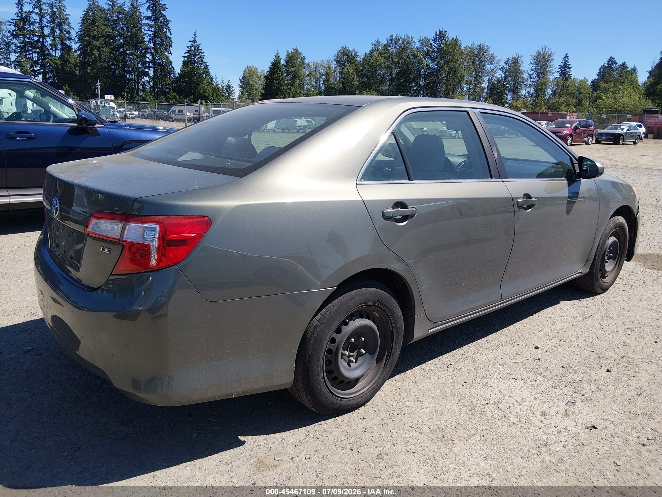 2012 Toyota Camry Le Gray vin: 4T1BF1FK7CU563299