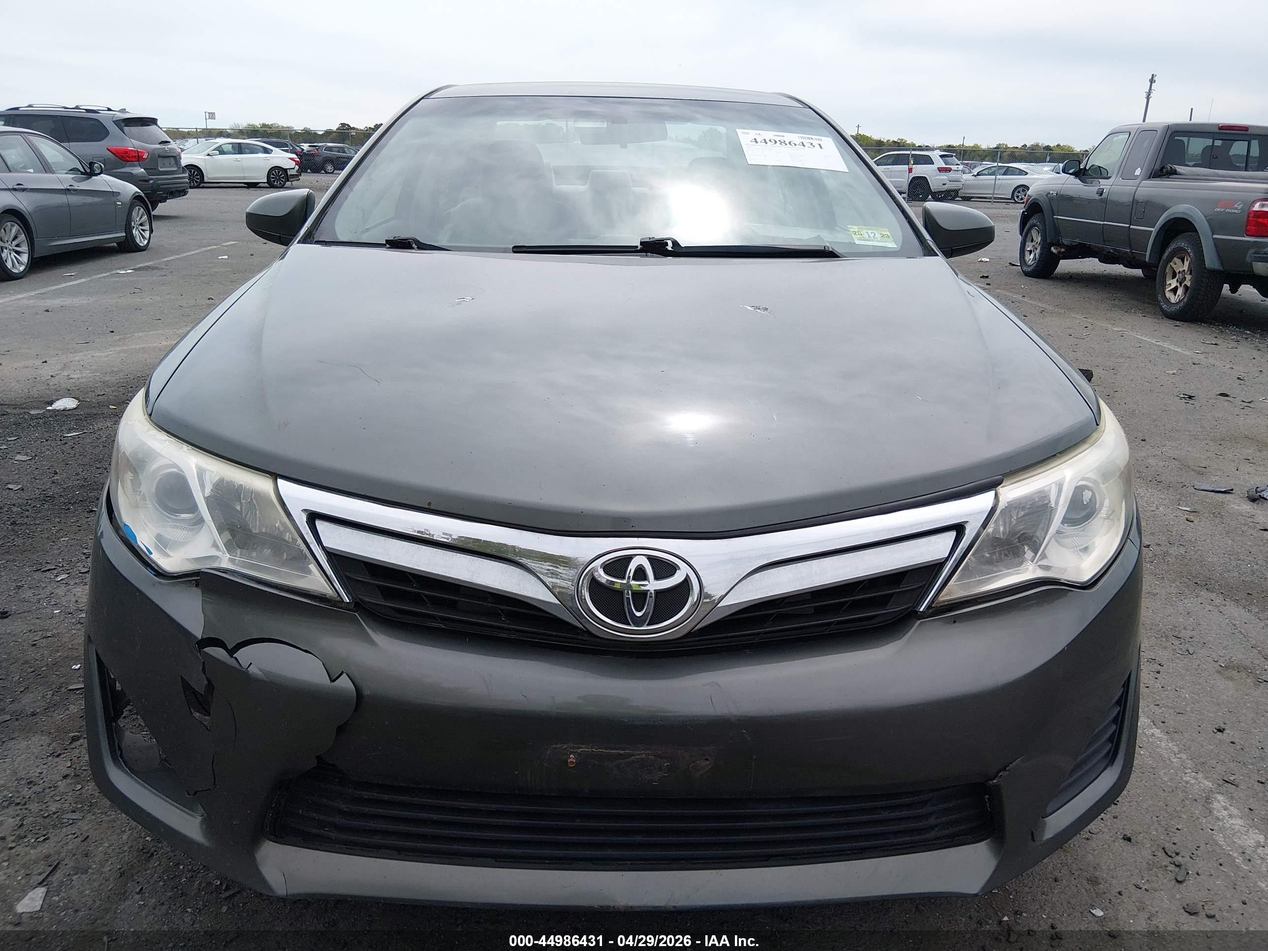 2012 Toyota Camry Le Green vin: 4T1BF1FK7CU586775
