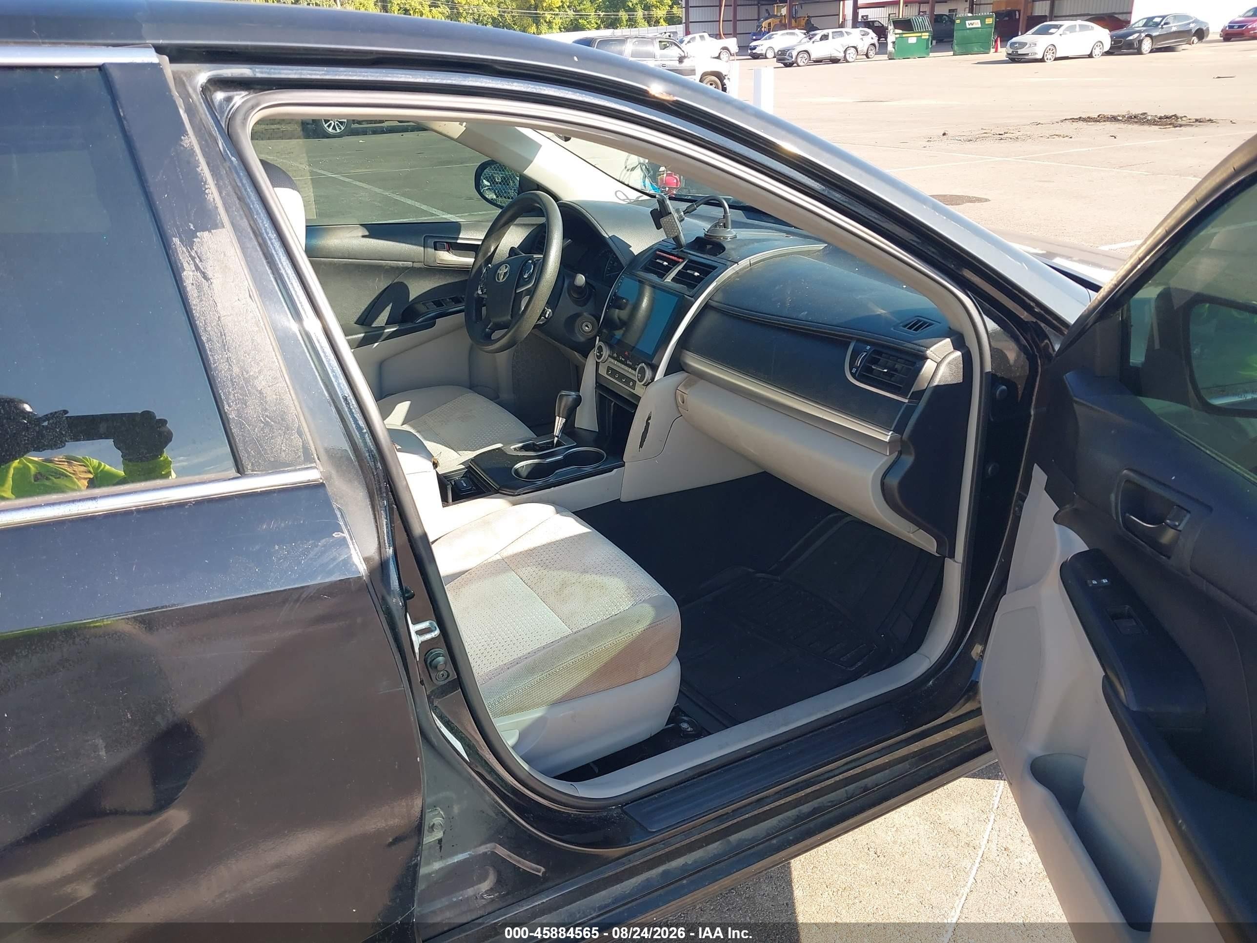 2012 Toyota Camry Le Black vin: 4T1BF1FK7CU588347