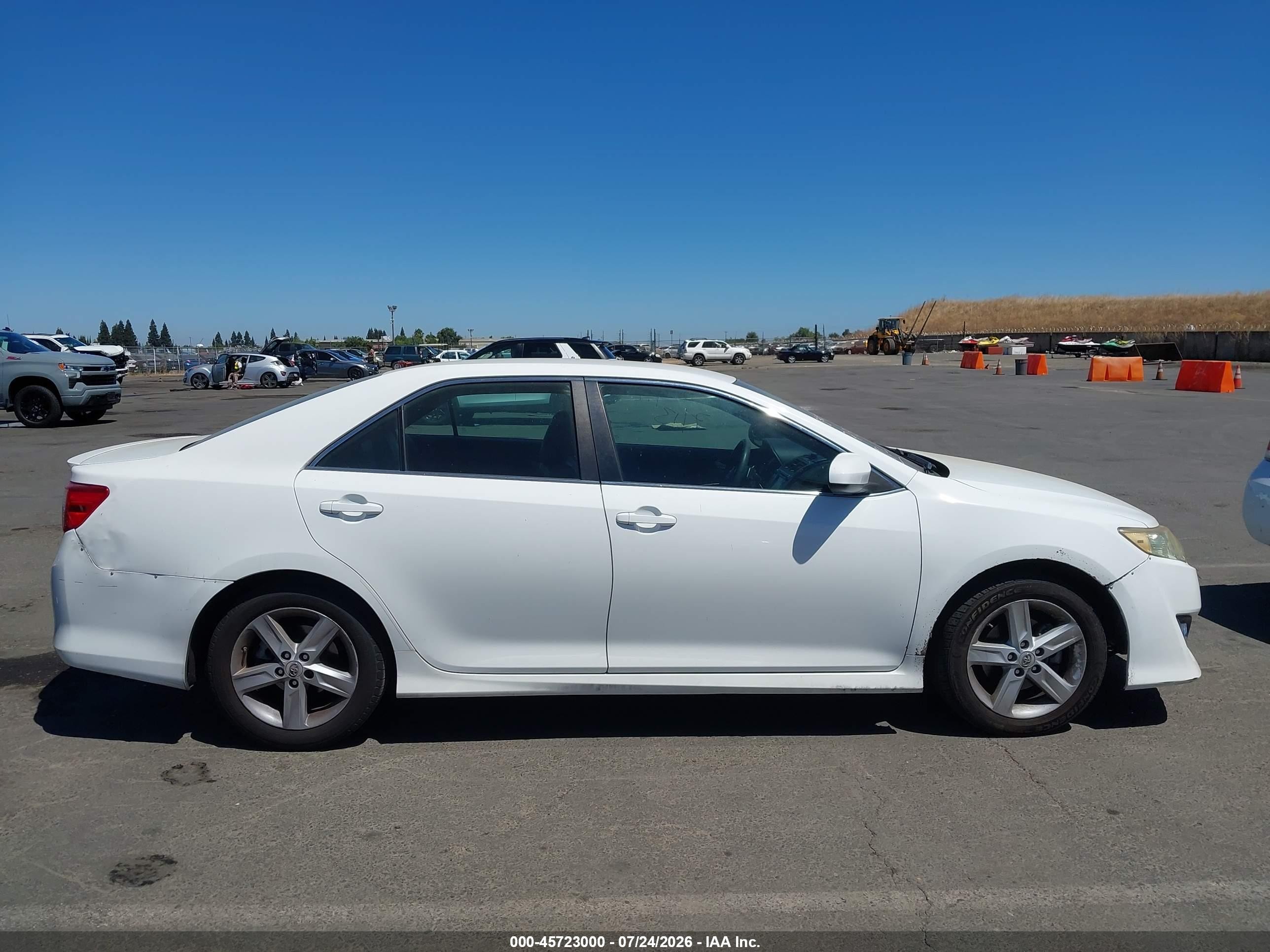 2012 Toyota Camry Se Белый vin: 4T1BF1FK7CU610461