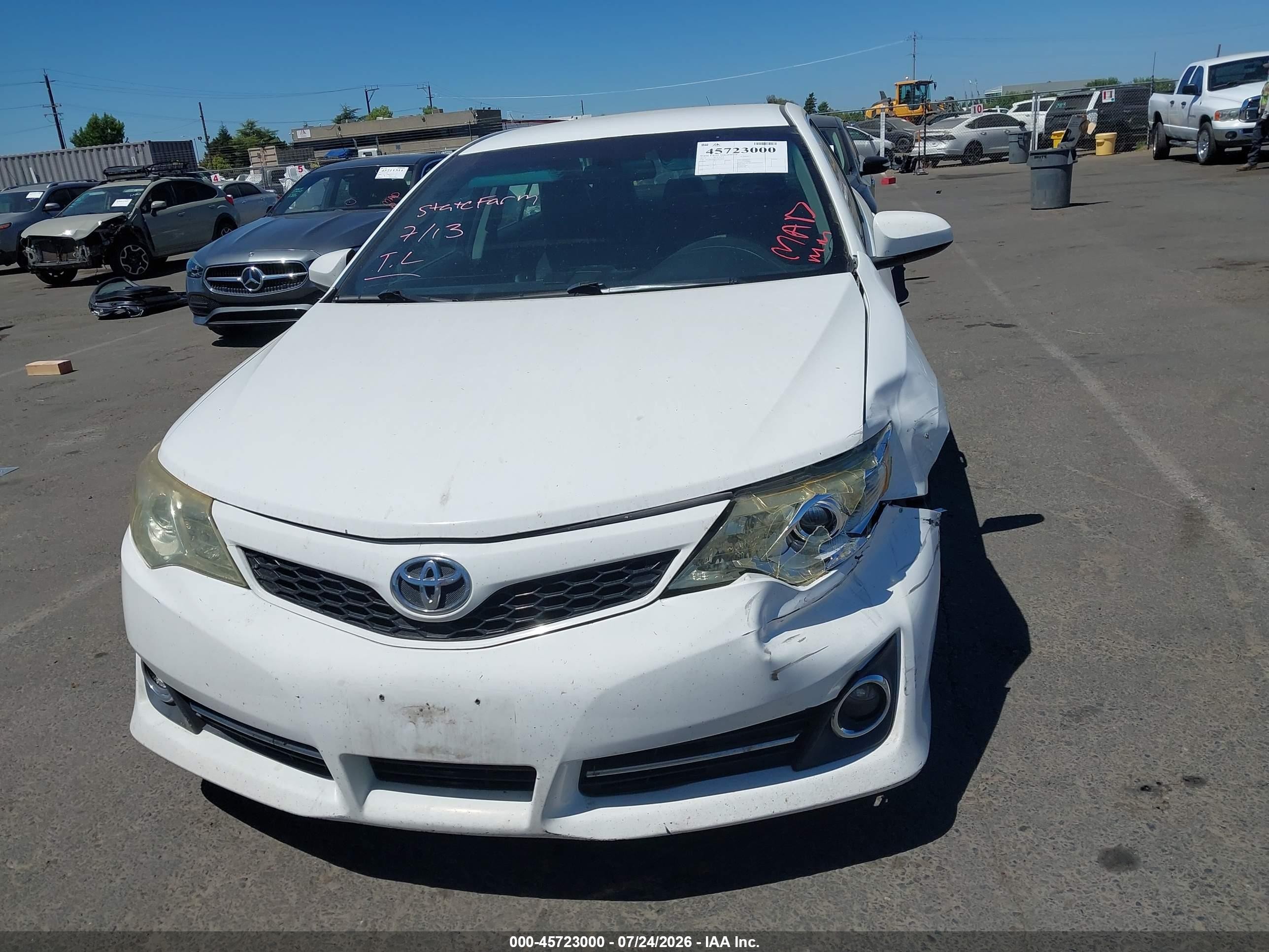 2012 Toyota Camry Se Белый vin: 4T1BF1FK7CU610461