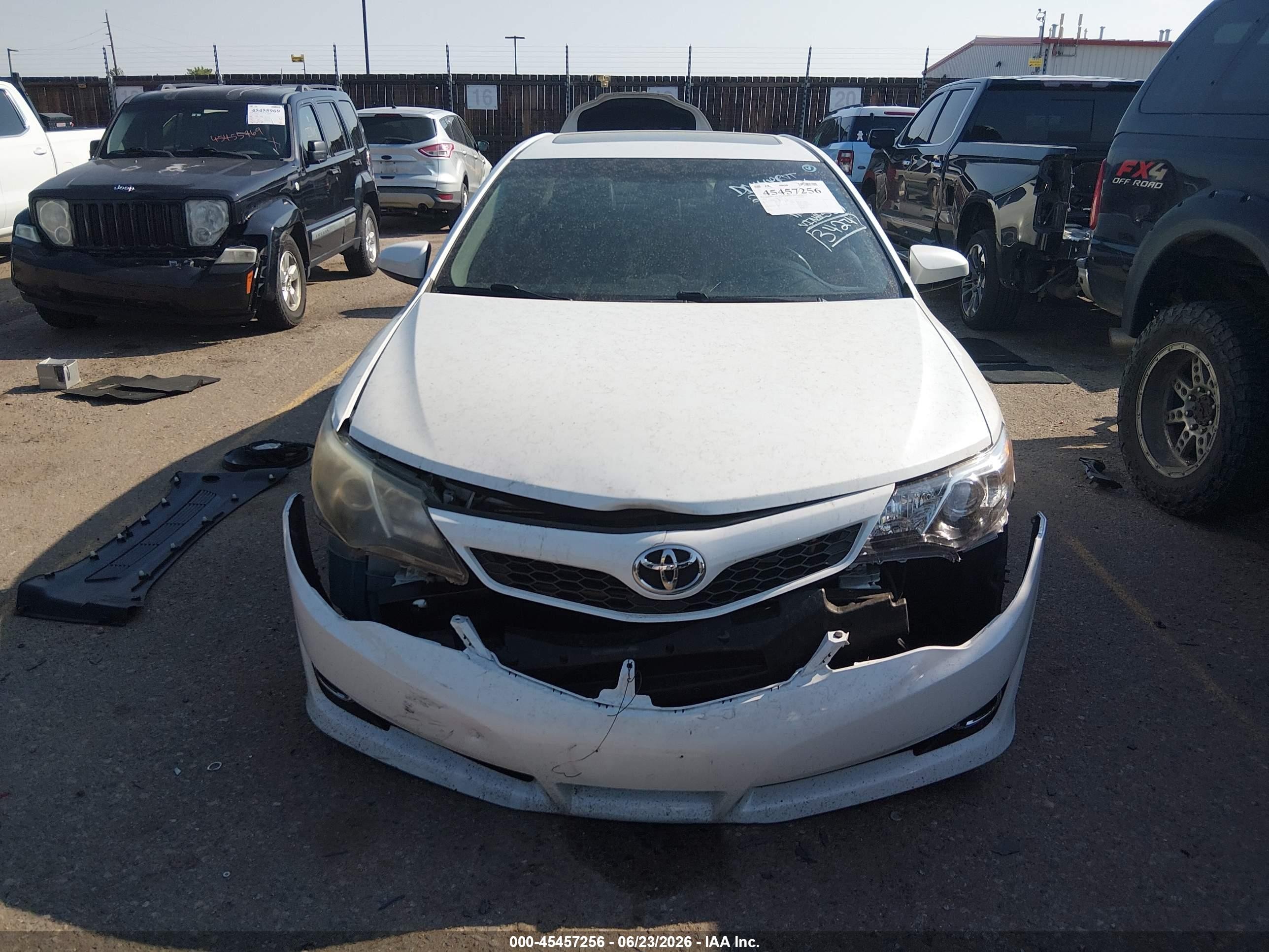 2012 Toyota Camry Se Limited Edition White vin: 4T1BF1FK7CU625381
