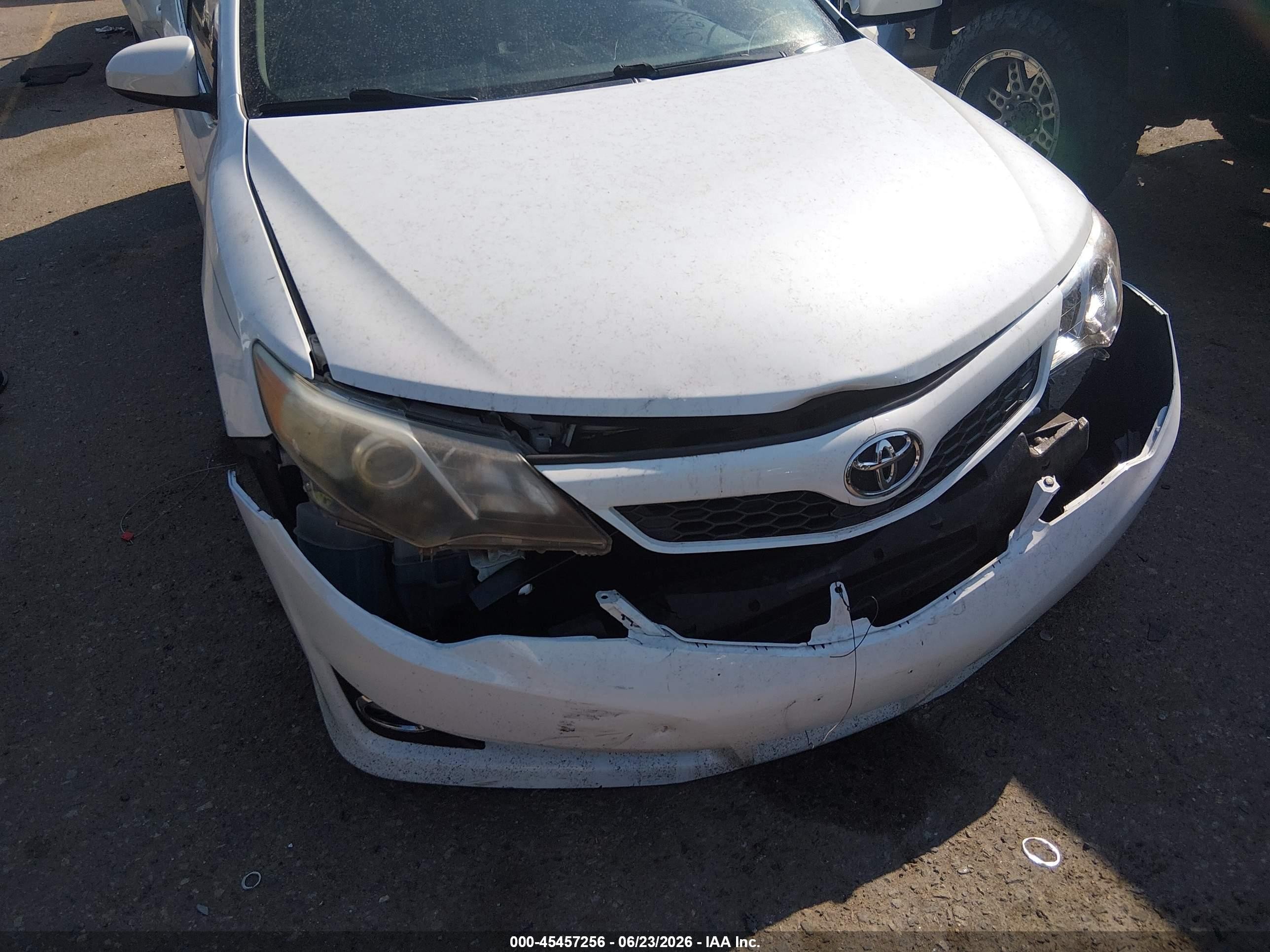 2012 Toyota Camry Se Limited Edition White vin: 4T1BF1FK7CU625381