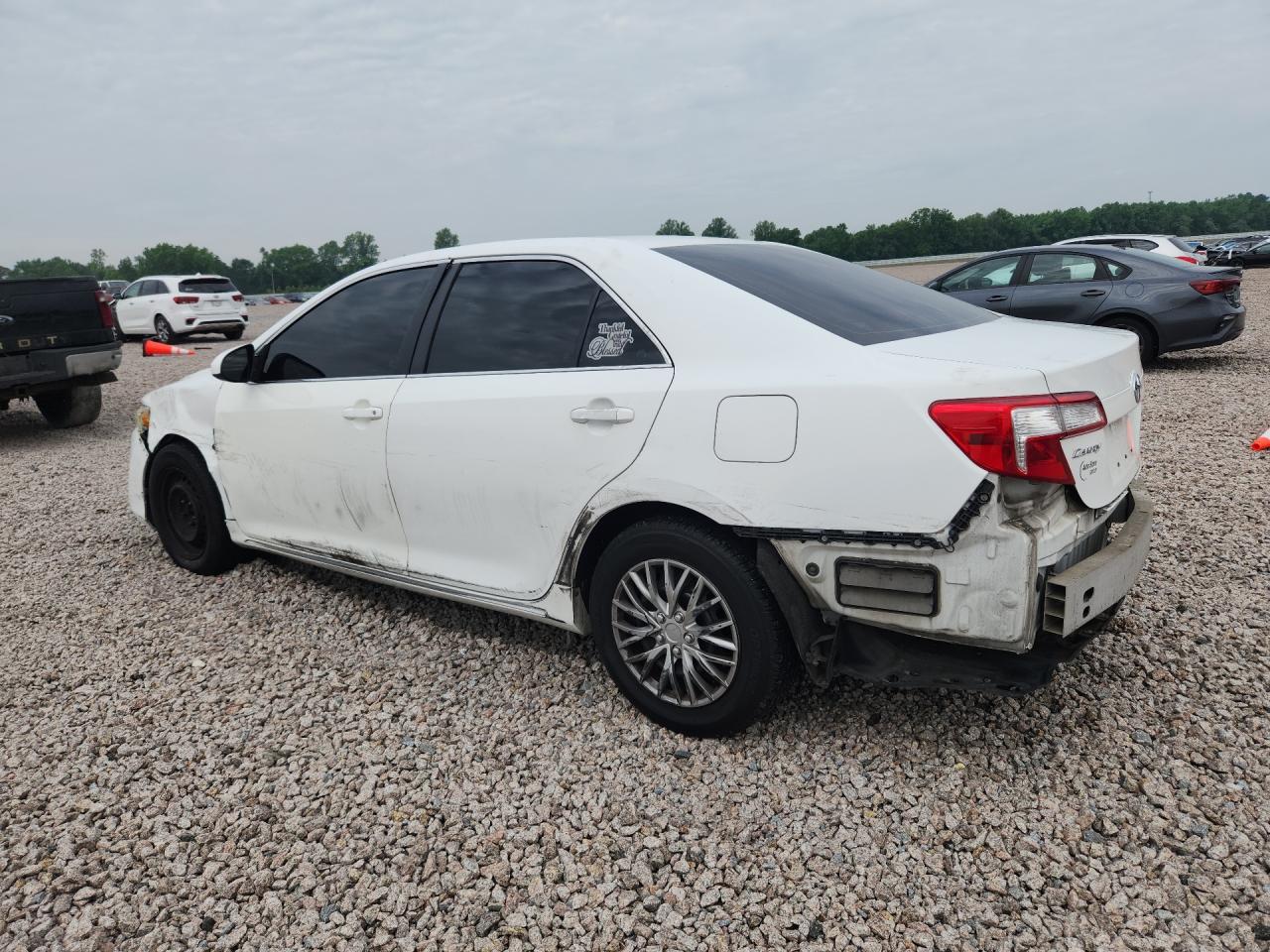 2012 Toyota Camry Le White vin: 4T1BF1FK7CU632833