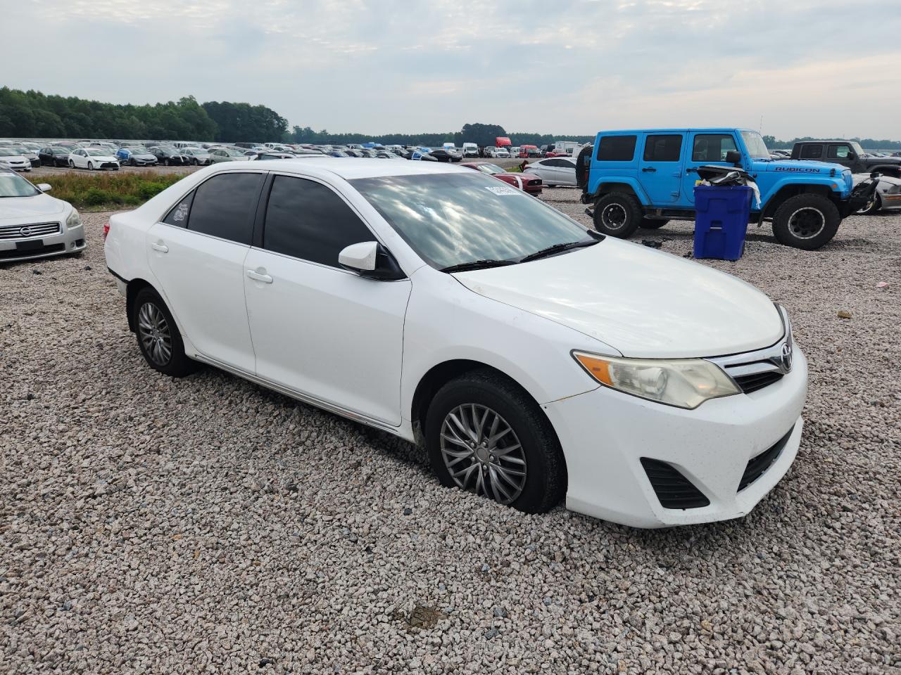 2012 Toyota Camry Le White vin: 4T1BF1FK7CU632833
