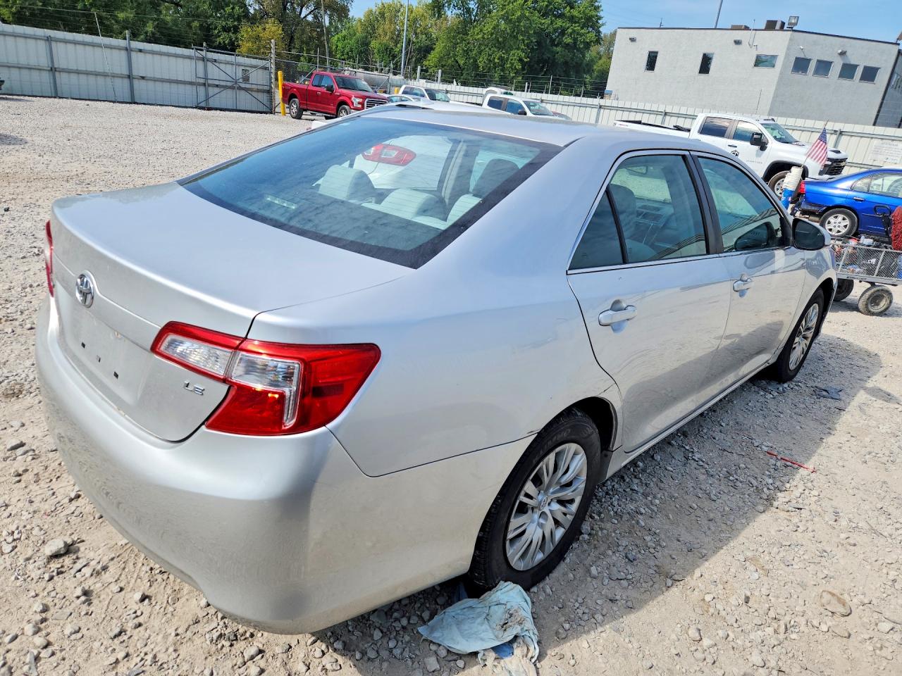 2013 Toyota Camry Le Silver vin: 4T1BF1FK7DU228397