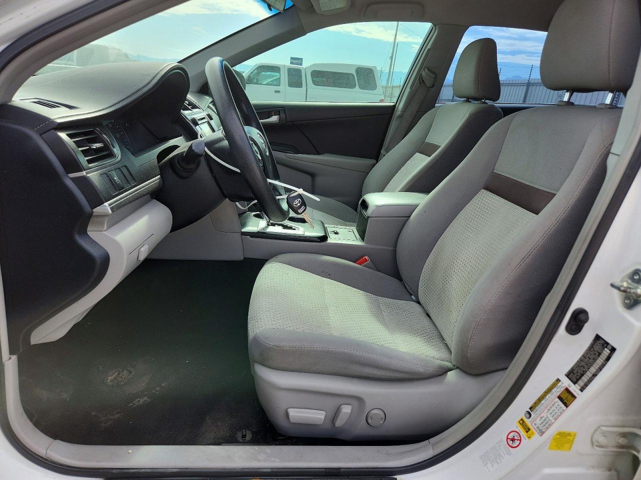 2013 Toyota Camry Le White vin: 4T1BF1FK7DU247533