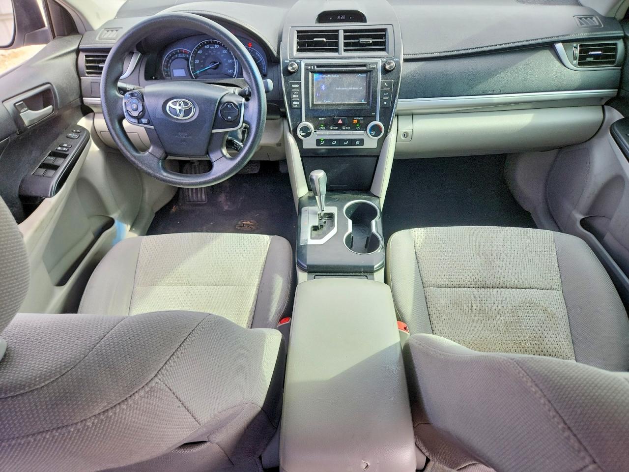2013 Toyota Camry Le White vin: 4T1BF1FK7DU247533