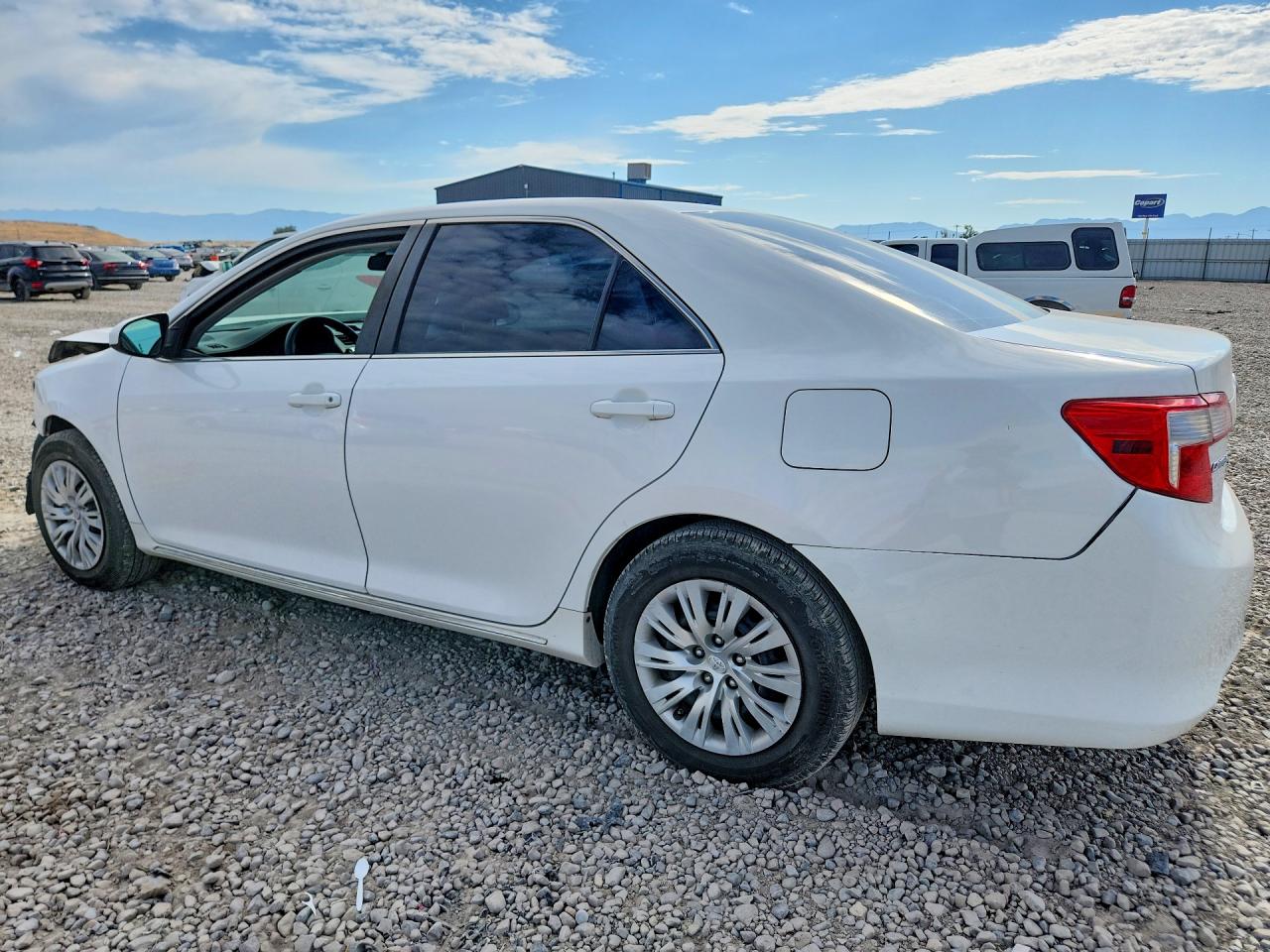 2013 Toyota Camry Le White vin: 4T1BF1FK7DU247533