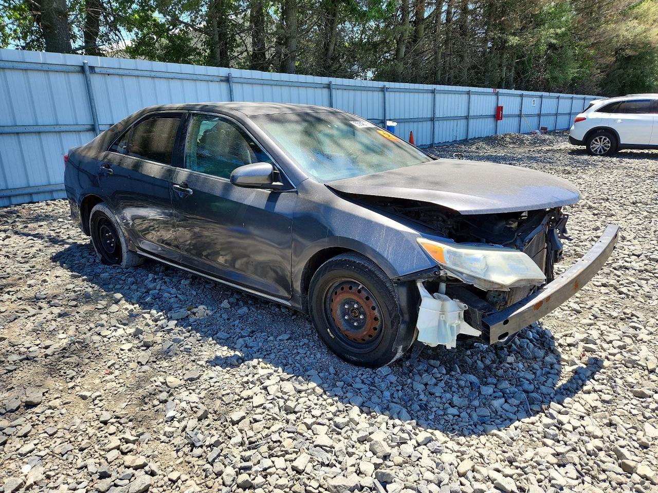 2013 Toyota Camry Le Gray vin: 4T1BF1FK7DU273243
