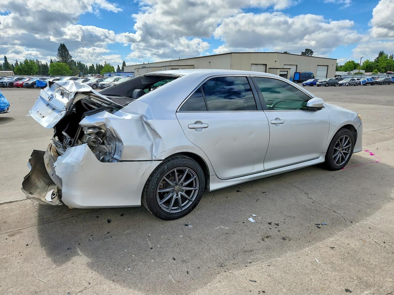 2013 Toyt Camry Silver vin: 4T1BF1FK7DU282279