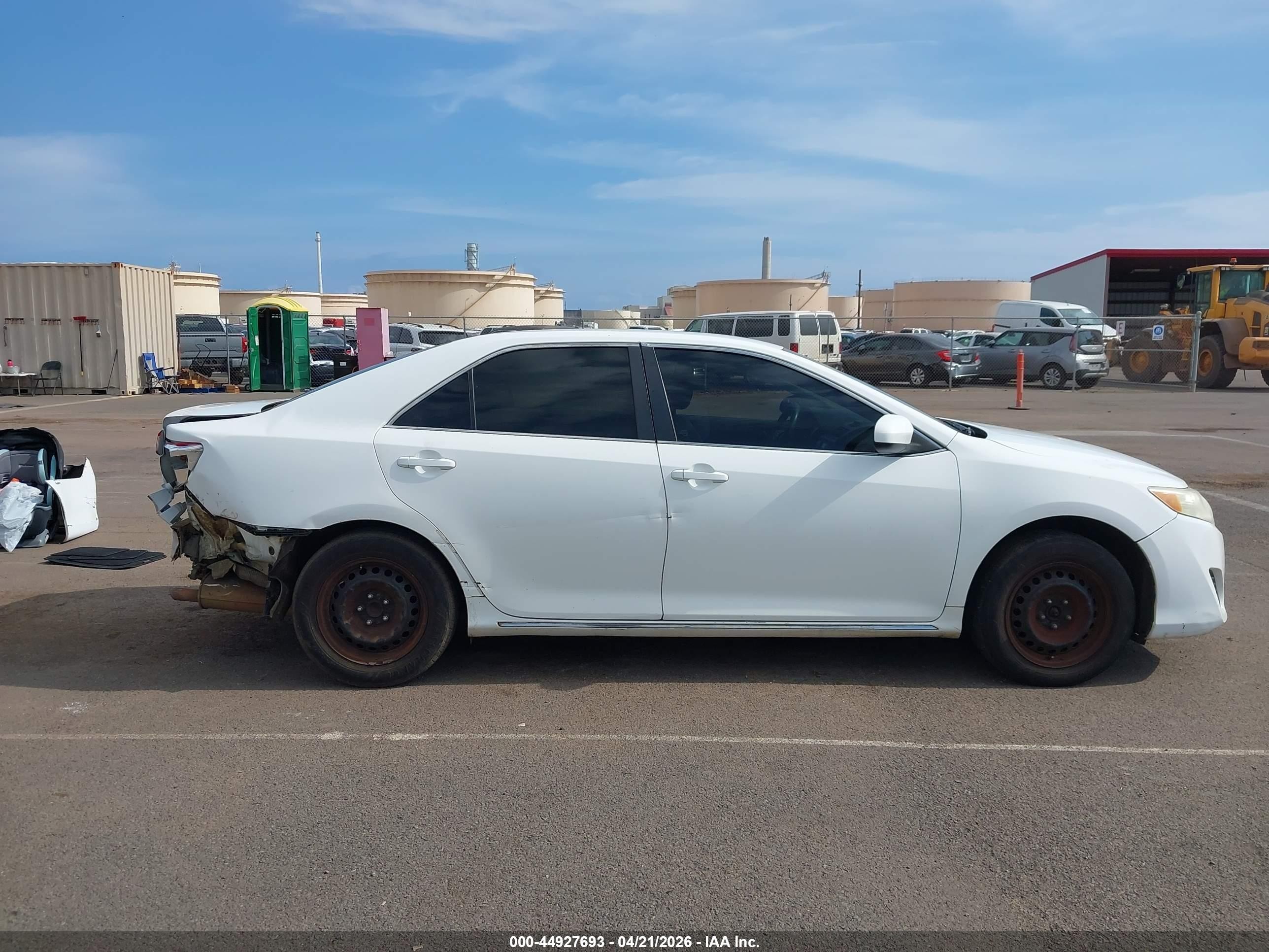 2013 Toyota Camry Le White vin: 4T1BF1FK7DU639296