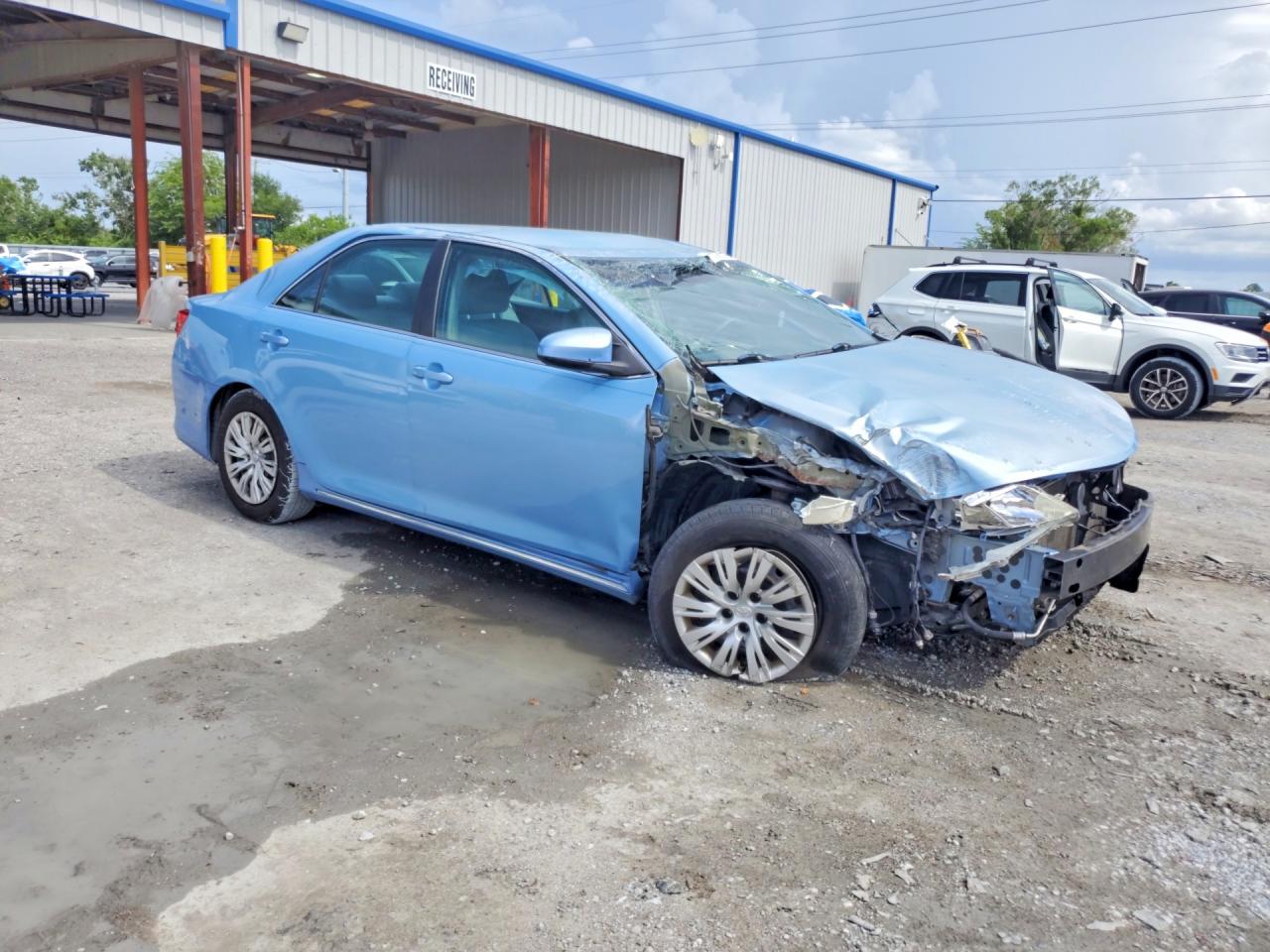 2013 Toyota Camry Le Blue vin: 4T1BF1FK7DU649939