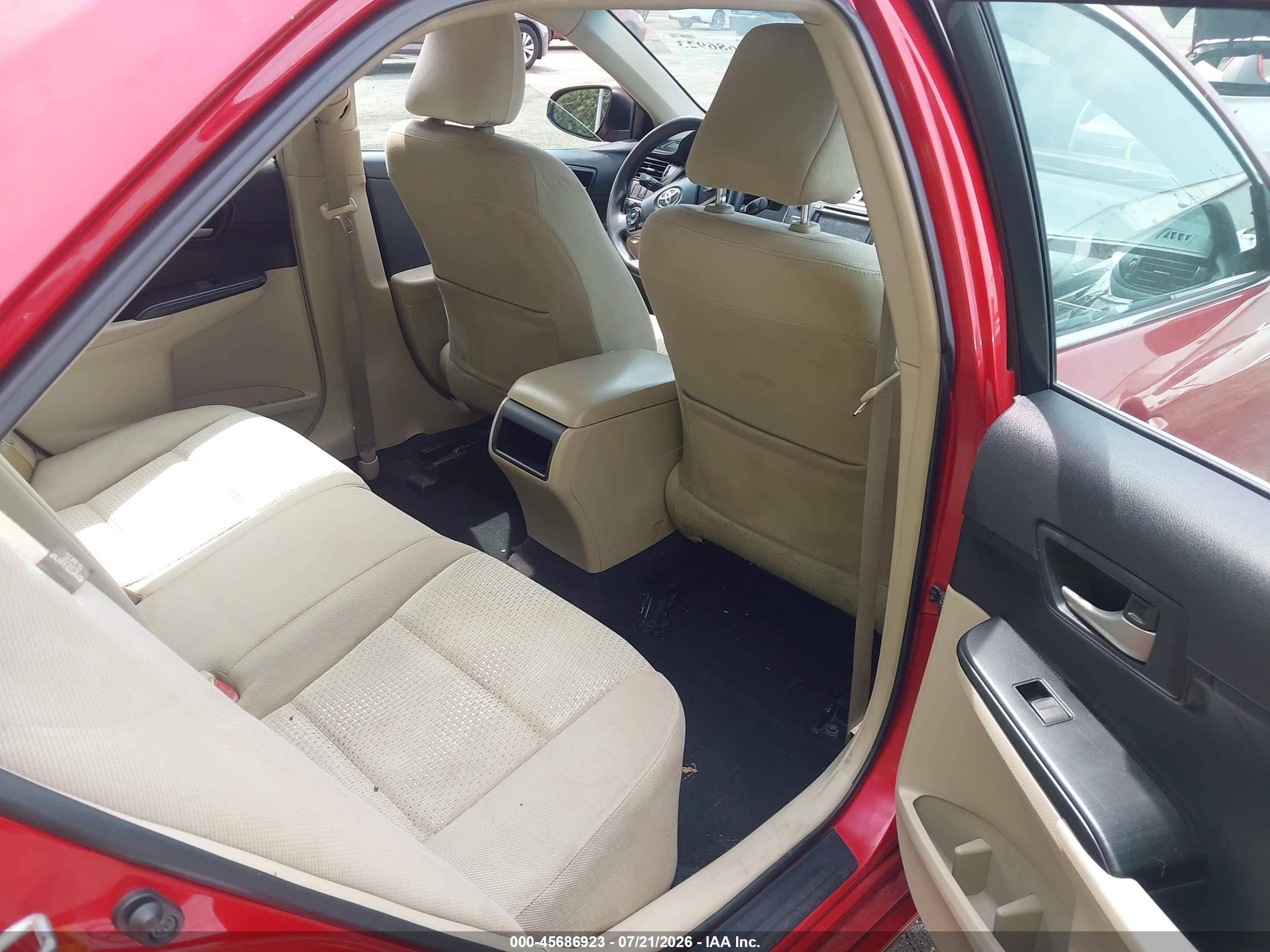 2013 Toyota Camry Le Red vin: 4T1BF1FK7DU669821