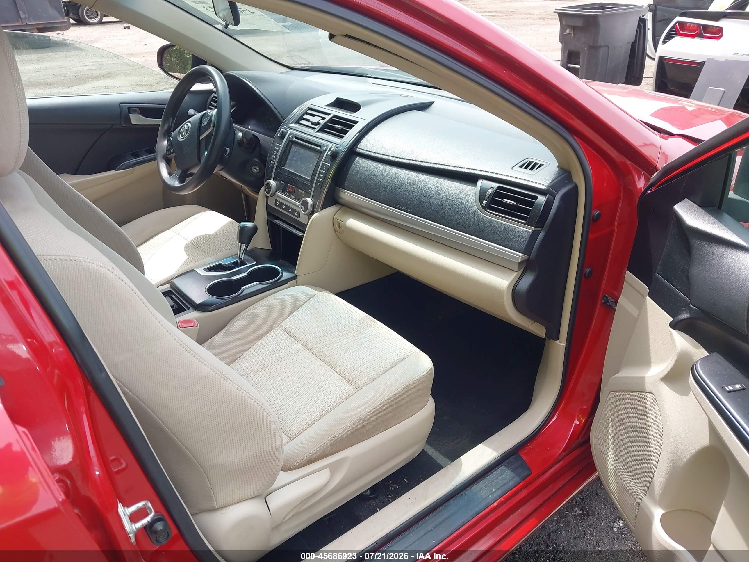 2013 Toyota Camry Le Red vin: 4T1BF1FK7DU669821
