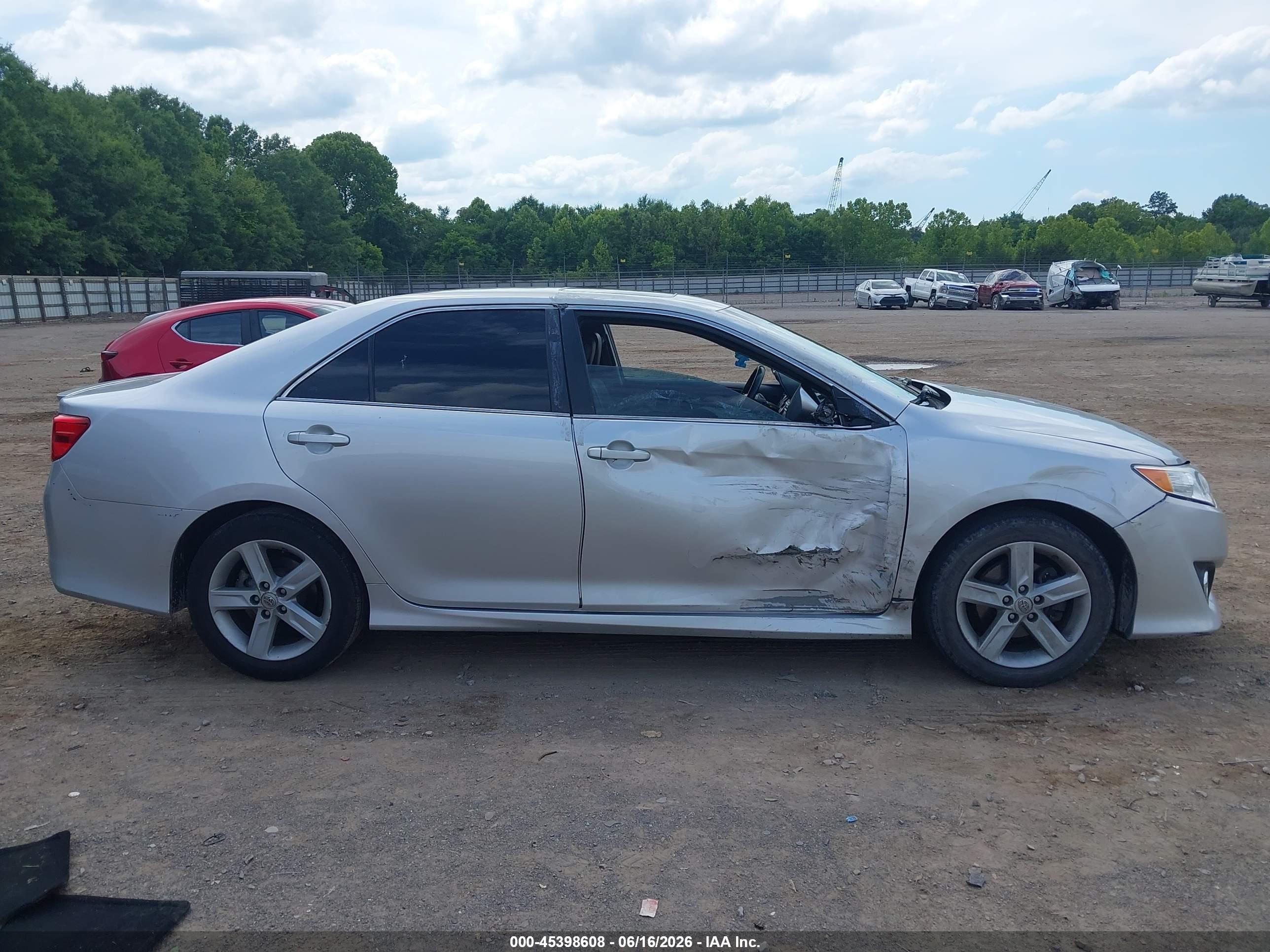 2013 Toyota Camry Se Silver vin: 4T1BF1FK7DU671097