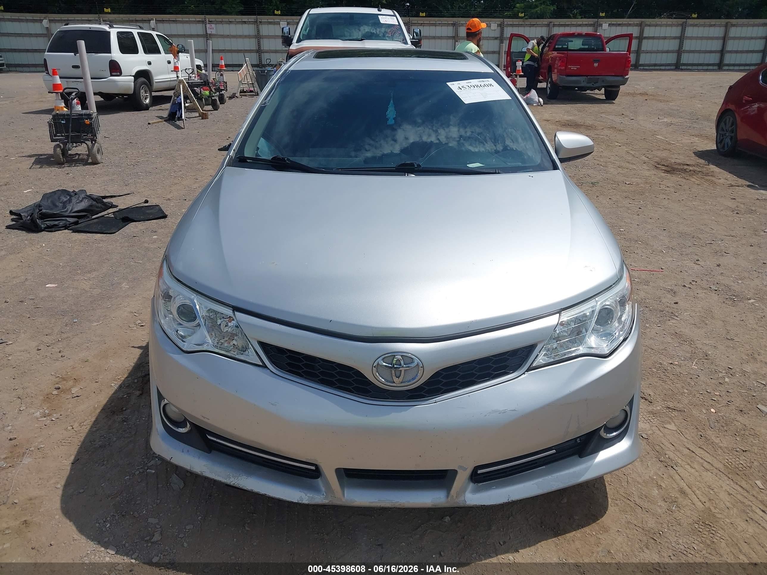 2013 Toyota Camry Se Silver vin: 4T1BF1FK7DU671097