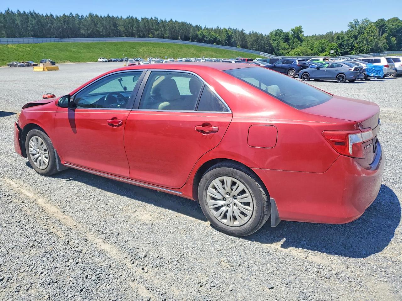 2013 Toyota Camry Le Red vin: 4T1BF1FK7DU684030