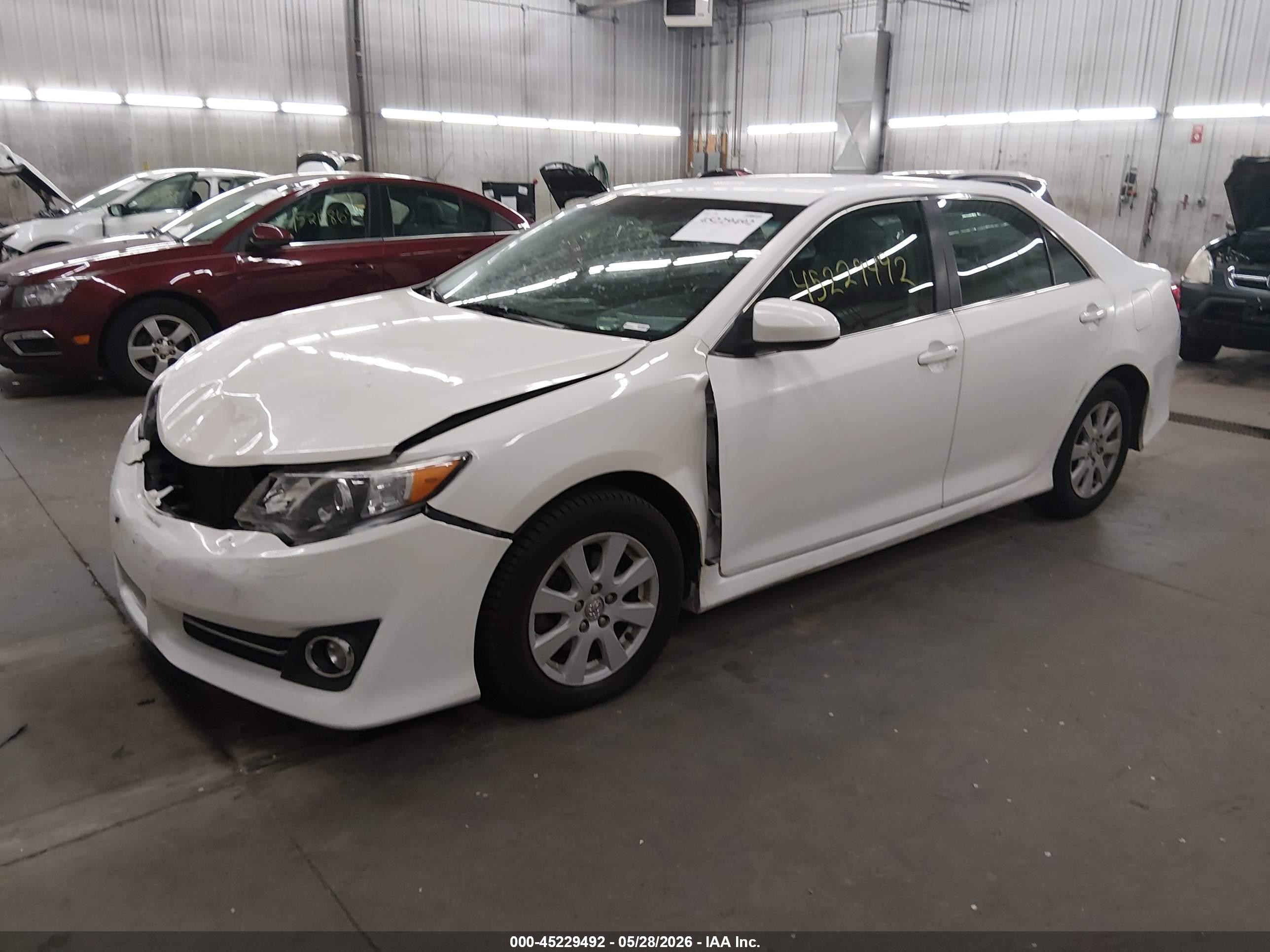 2013 Toyota Camry Se White vin: 4T1BF1FK7DU699272