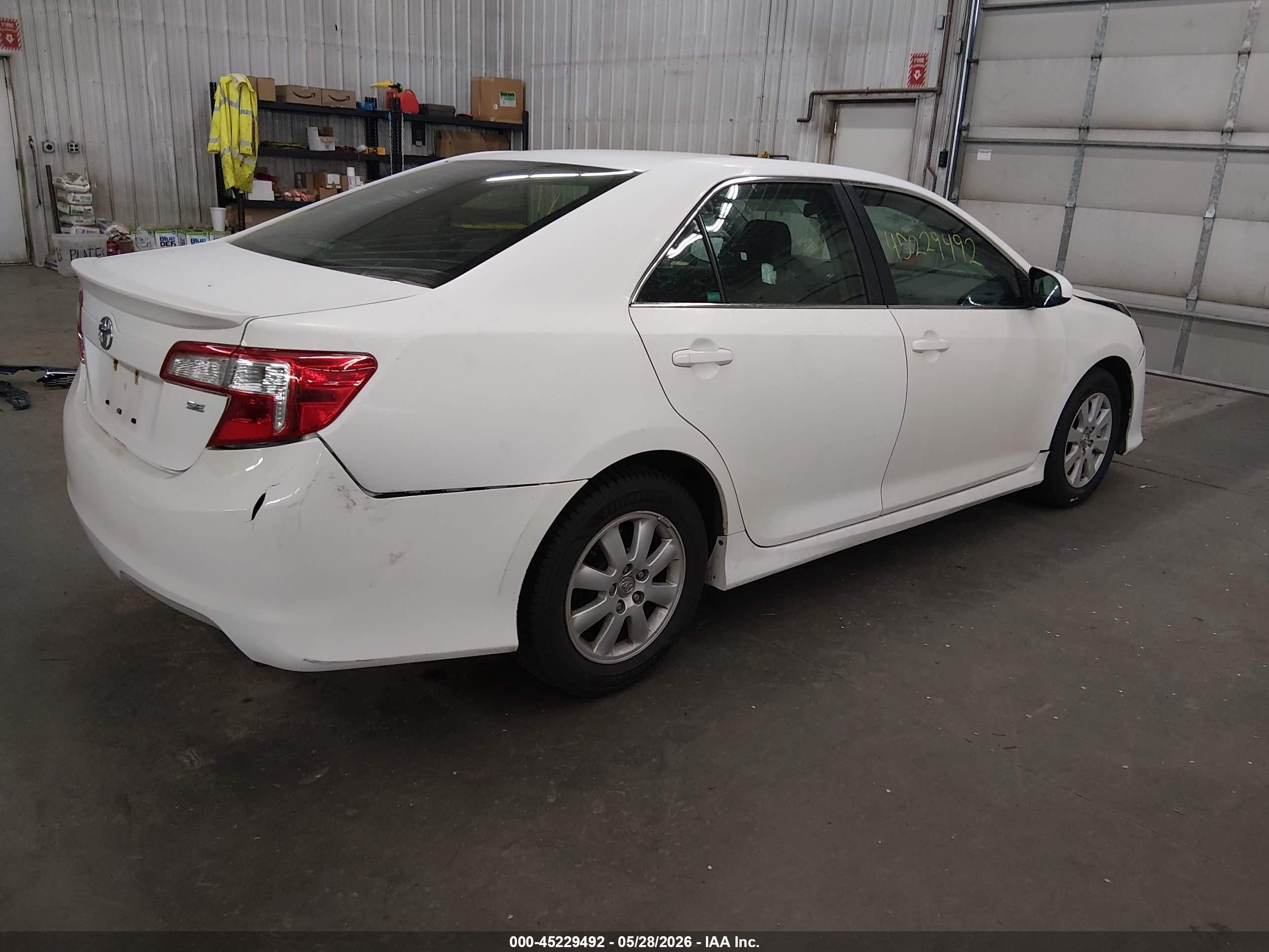 2013 Toyota Camry Se White vin: 4T1BF1FK7DU699272