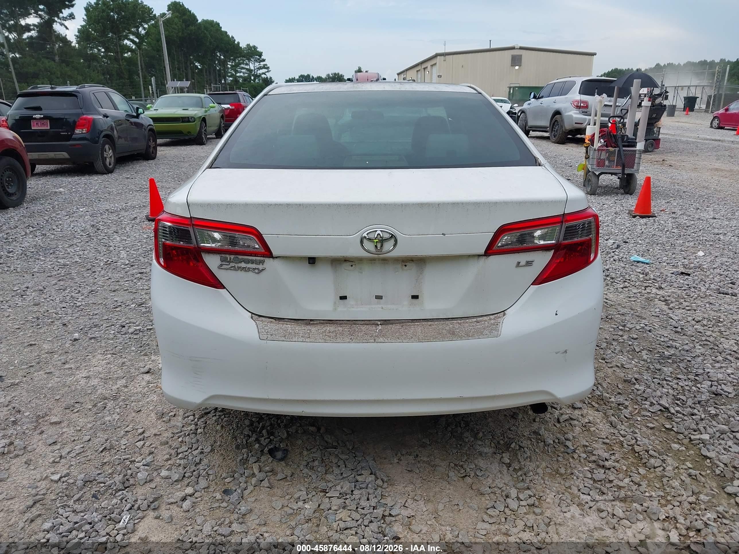 2013 Toyota Camry Le White vin: 4T1BF1FK7DU713624