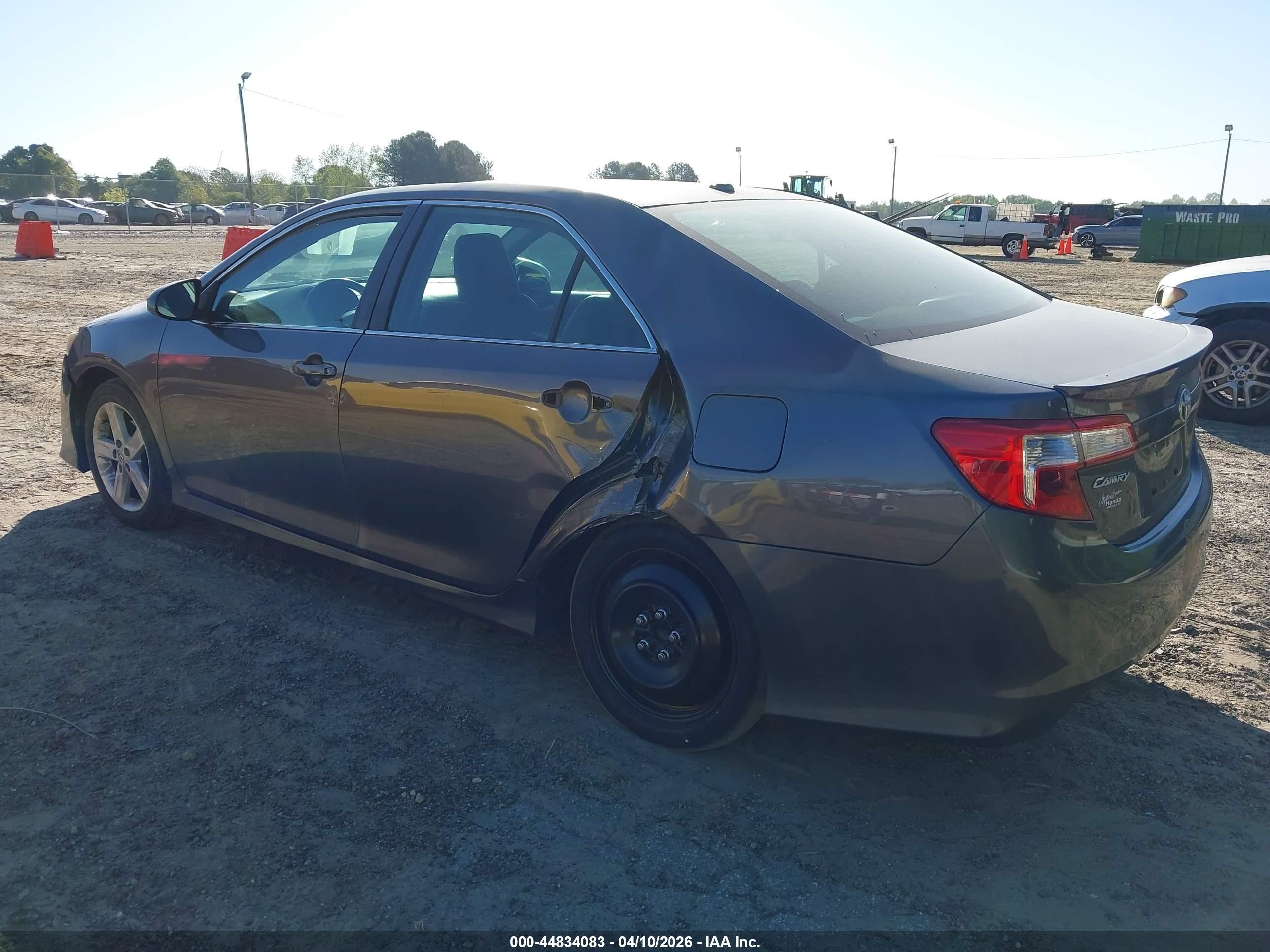 2013 Toyota Camry Se Серый vin: 4T1BF1FK7DU715342