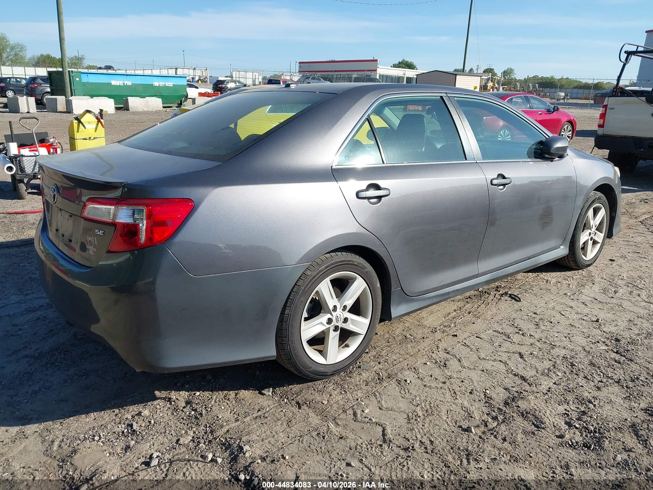 2013 Toyota Camry Se Серый vin: 4T1BF1FK7DU715342