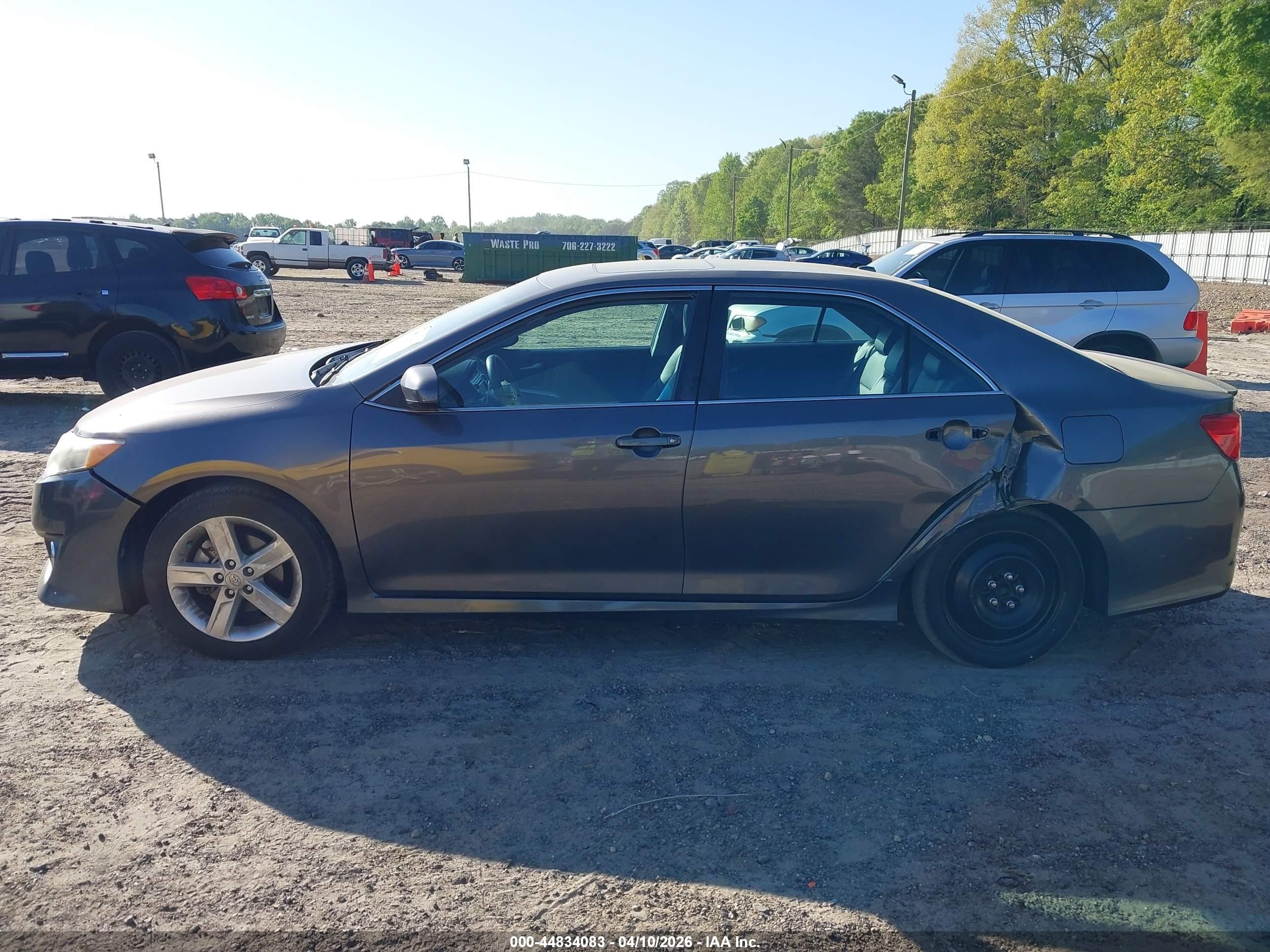 2013 Toyota Camry Se Серый vin: 4T1BF1FK7DU715342