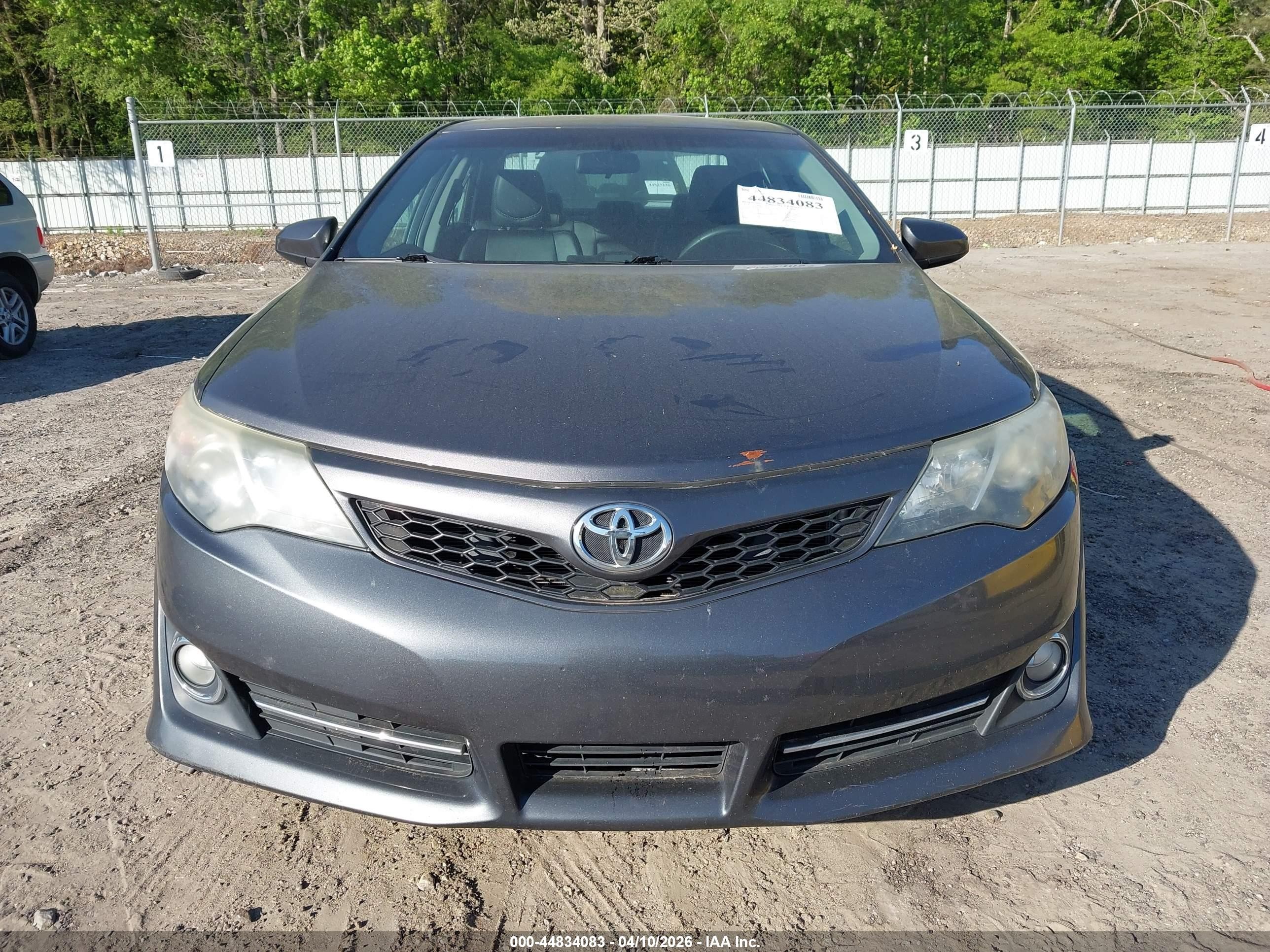 2013 Toyota Camry Se Серый vin: 4T1BF1FK7DU715342