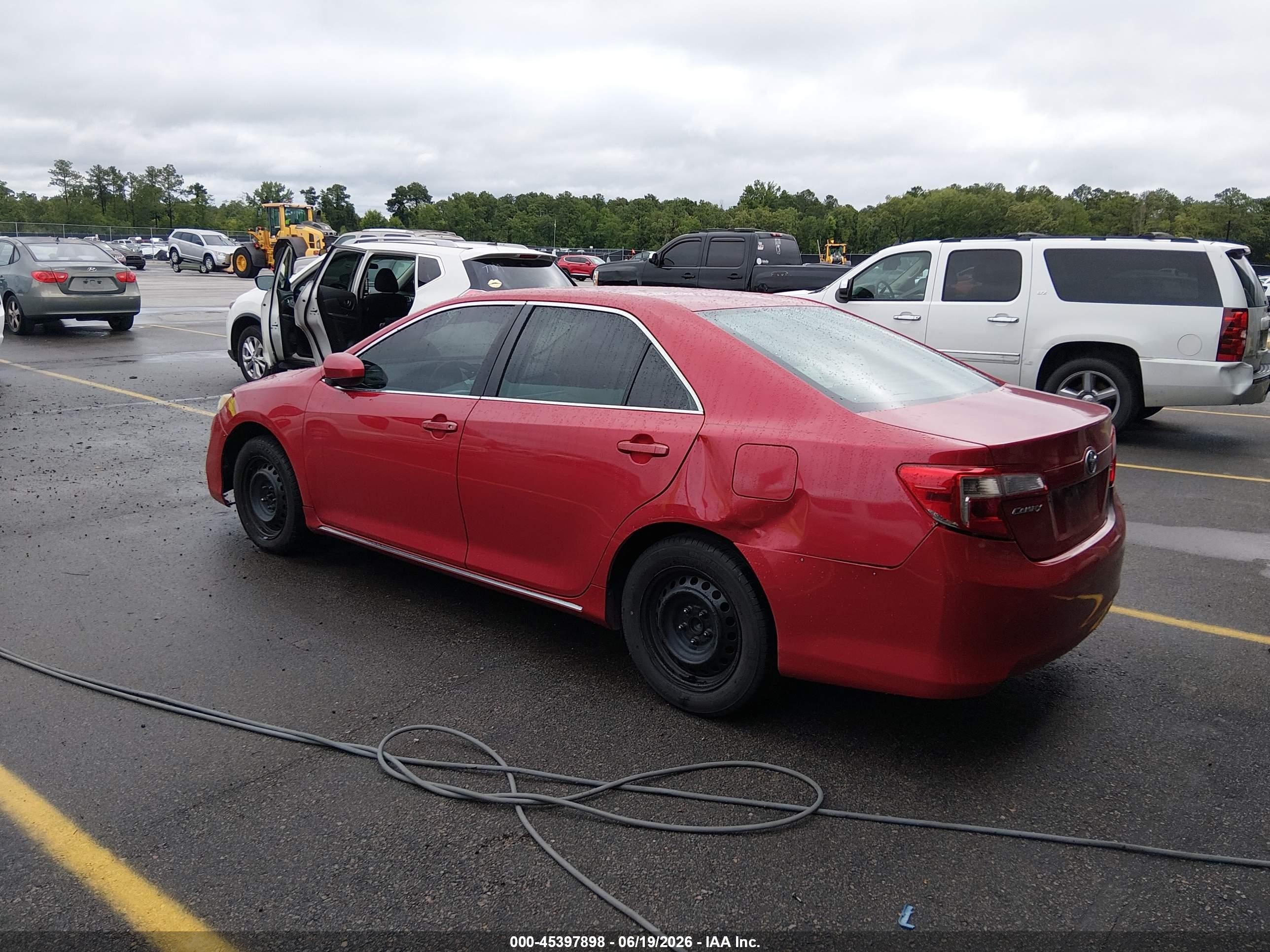 2013 Toyota Camry Le Red vin: 4T1BF1FK7DU723909