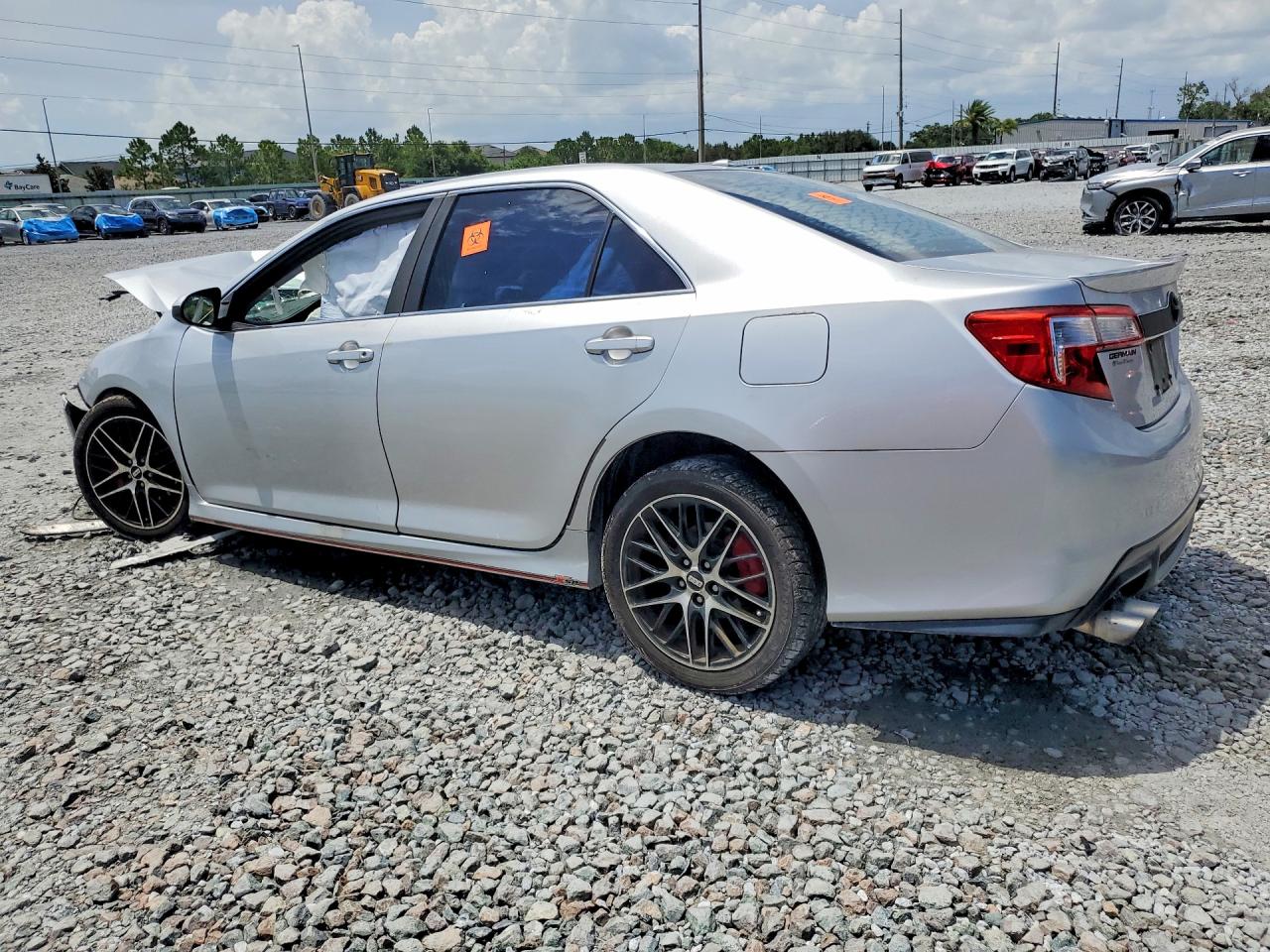 2014 Toyota Camry Se Silver vin: 4T1BF1FK7EU307148