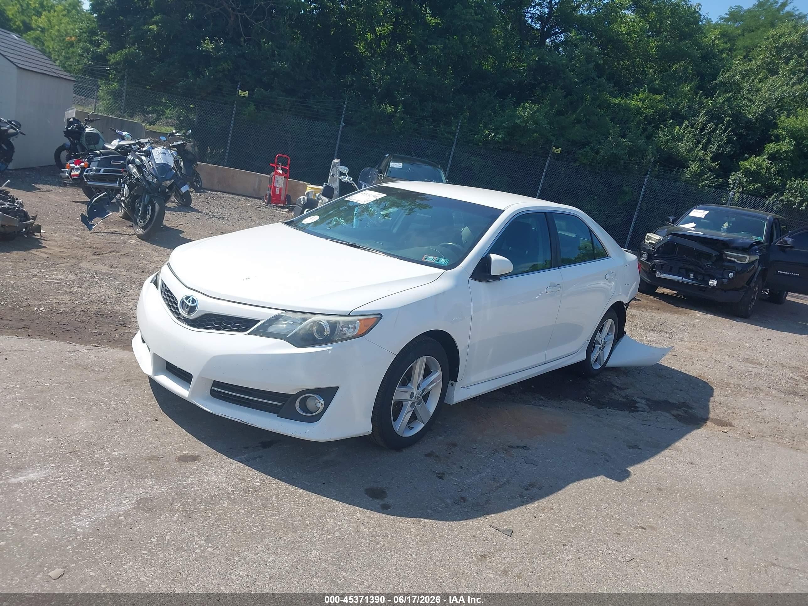 2014 Toyota Camry Se Белый vin: 4T1BF1FK7EU307196