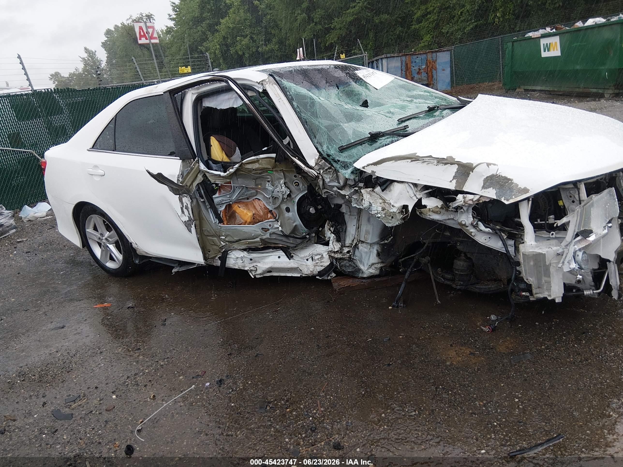 2014 Toyota Camry Se White vin: 4T1BF1FK7EU319610