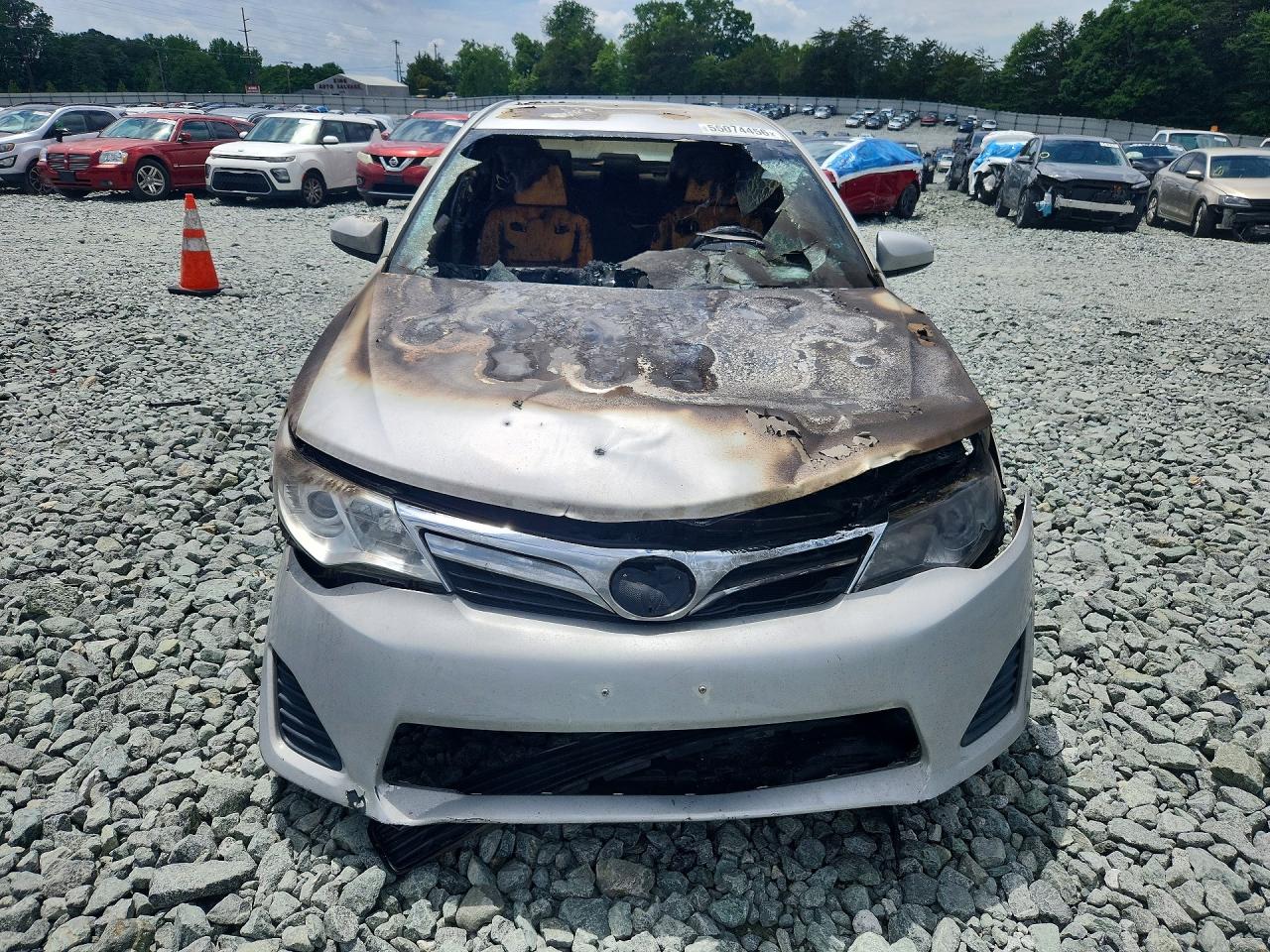 2014 Toyota Camry Le Silver vin: 4T1BF1FK7EU322765