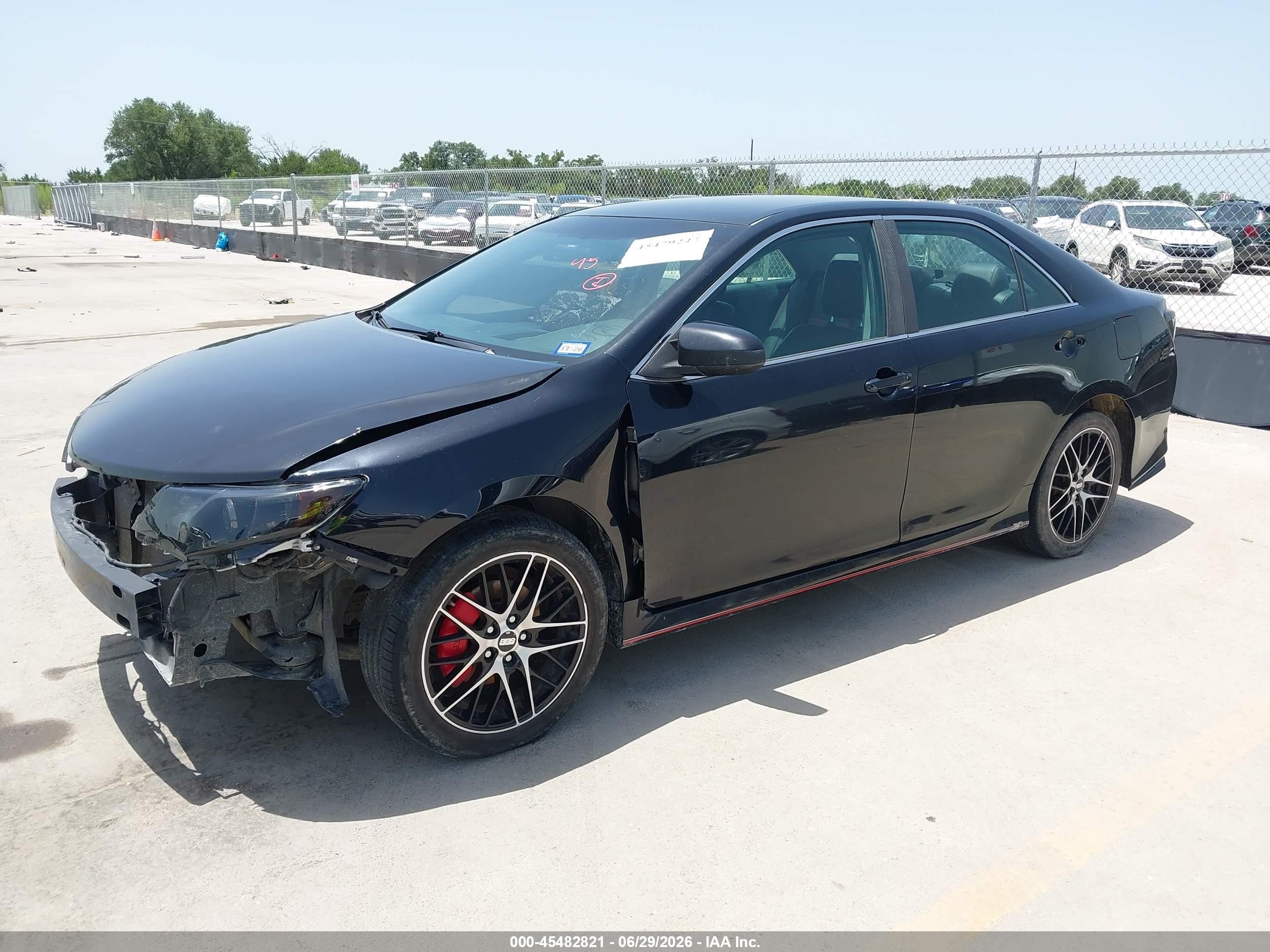 2014 Toyota Camry Se Черный vin: 4T1BF1FK7EU322846