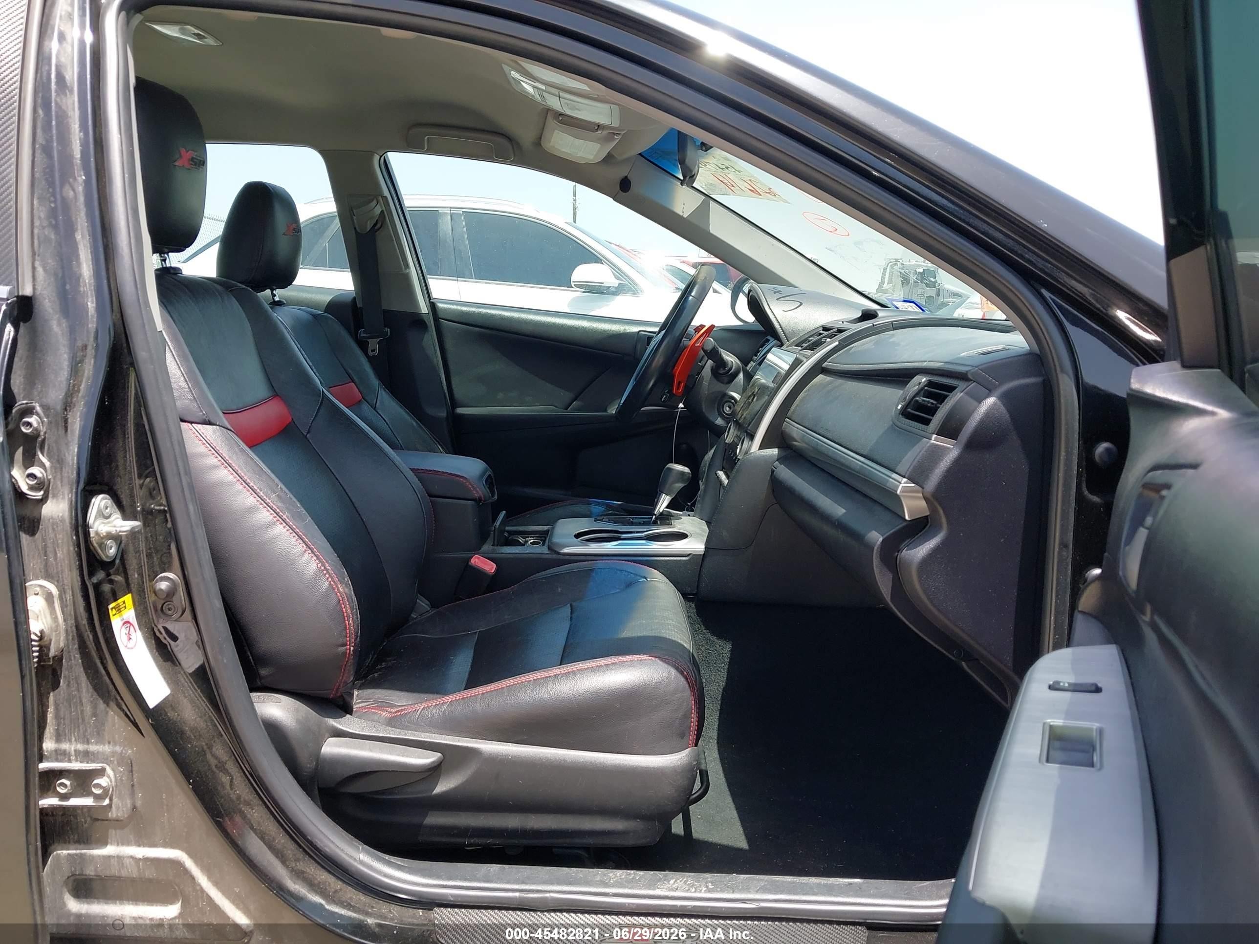2014 Toyota Camry Se Черный vin: 4T1BF1FK7EU322846