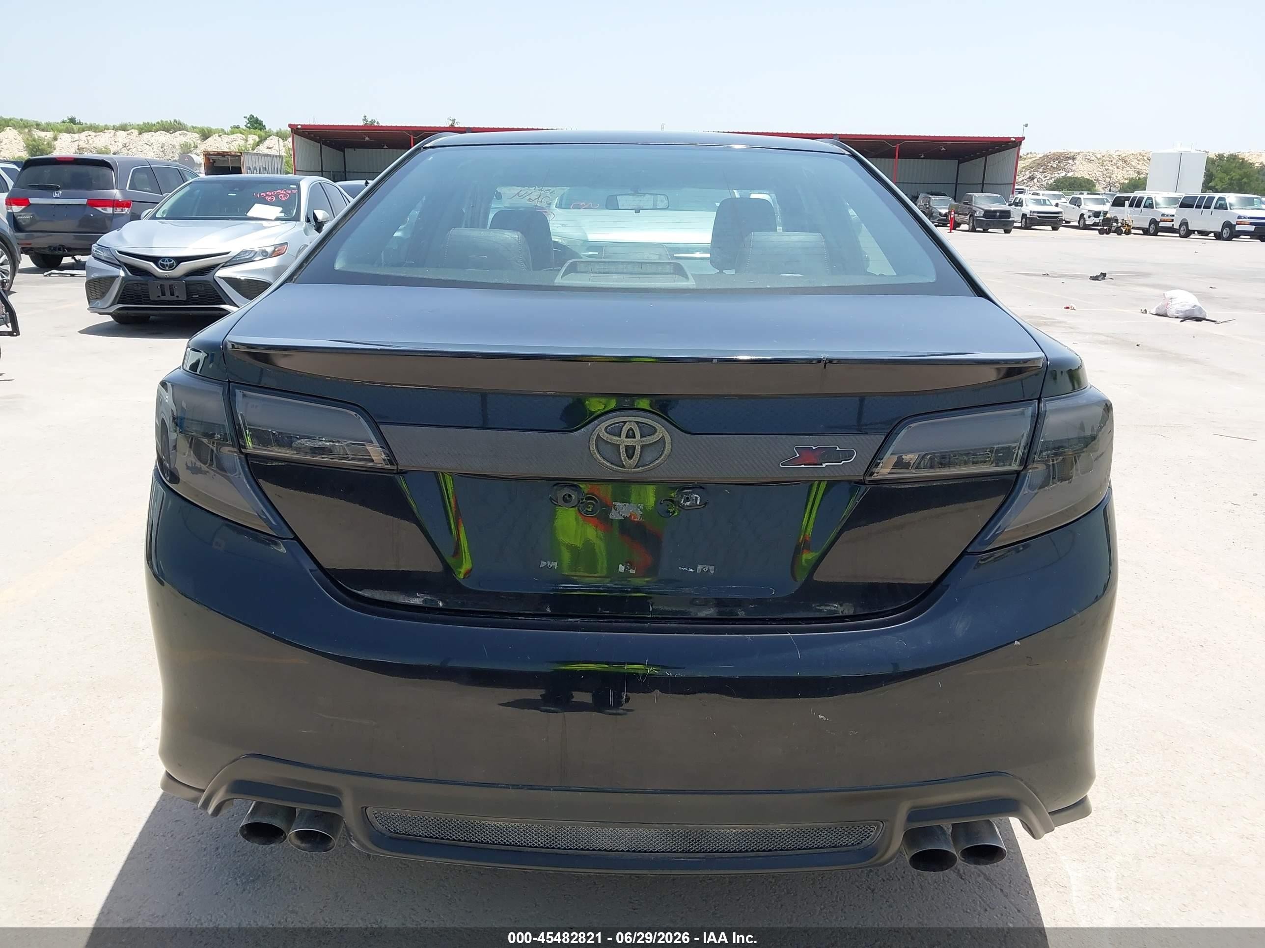 2014 Toyota Camry Se Черный vin: 4T1BF1FK7EU322846