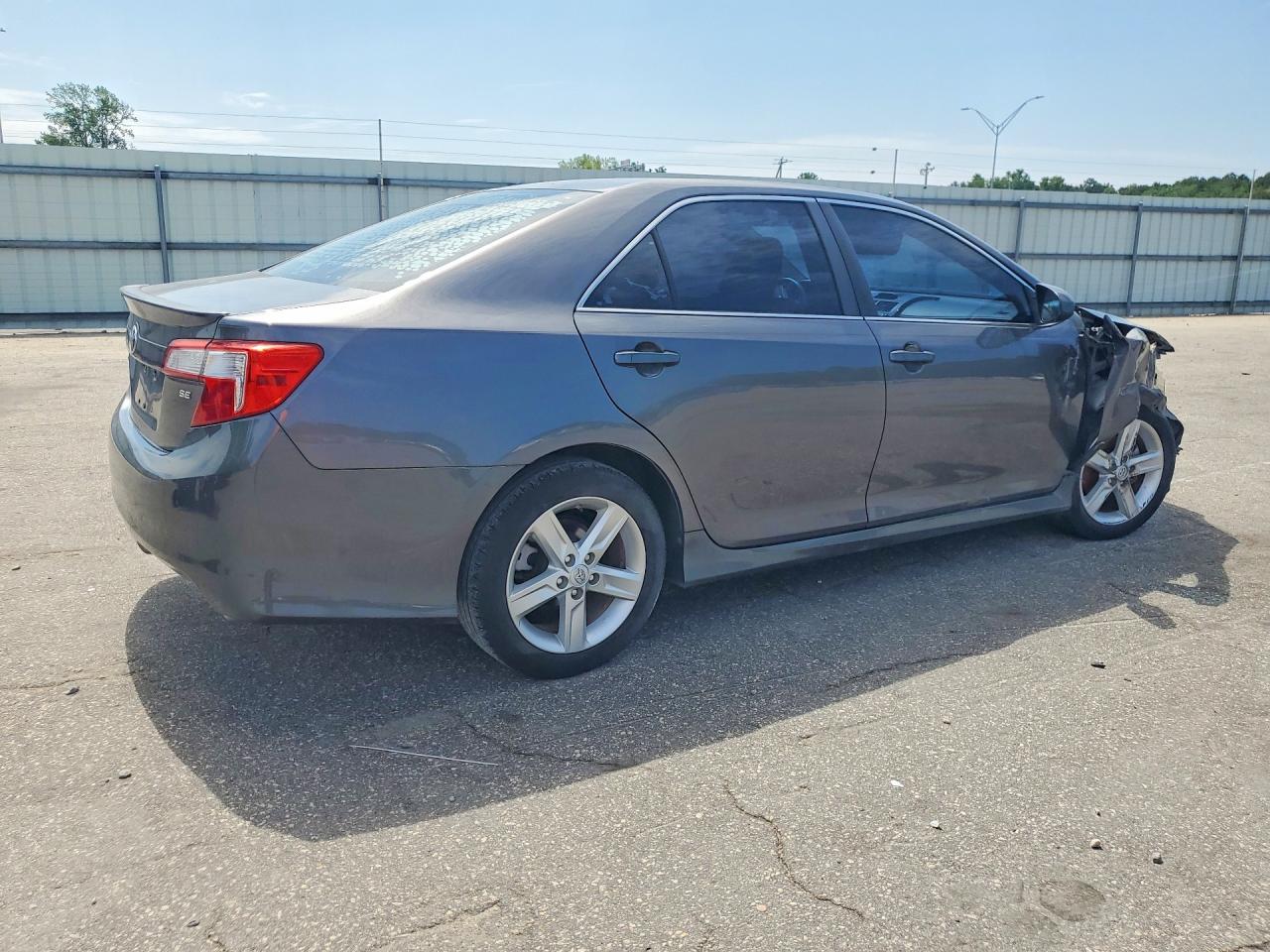 2014 Toyota Camry Se Gray vin: 4T1BF1FK7EU324208