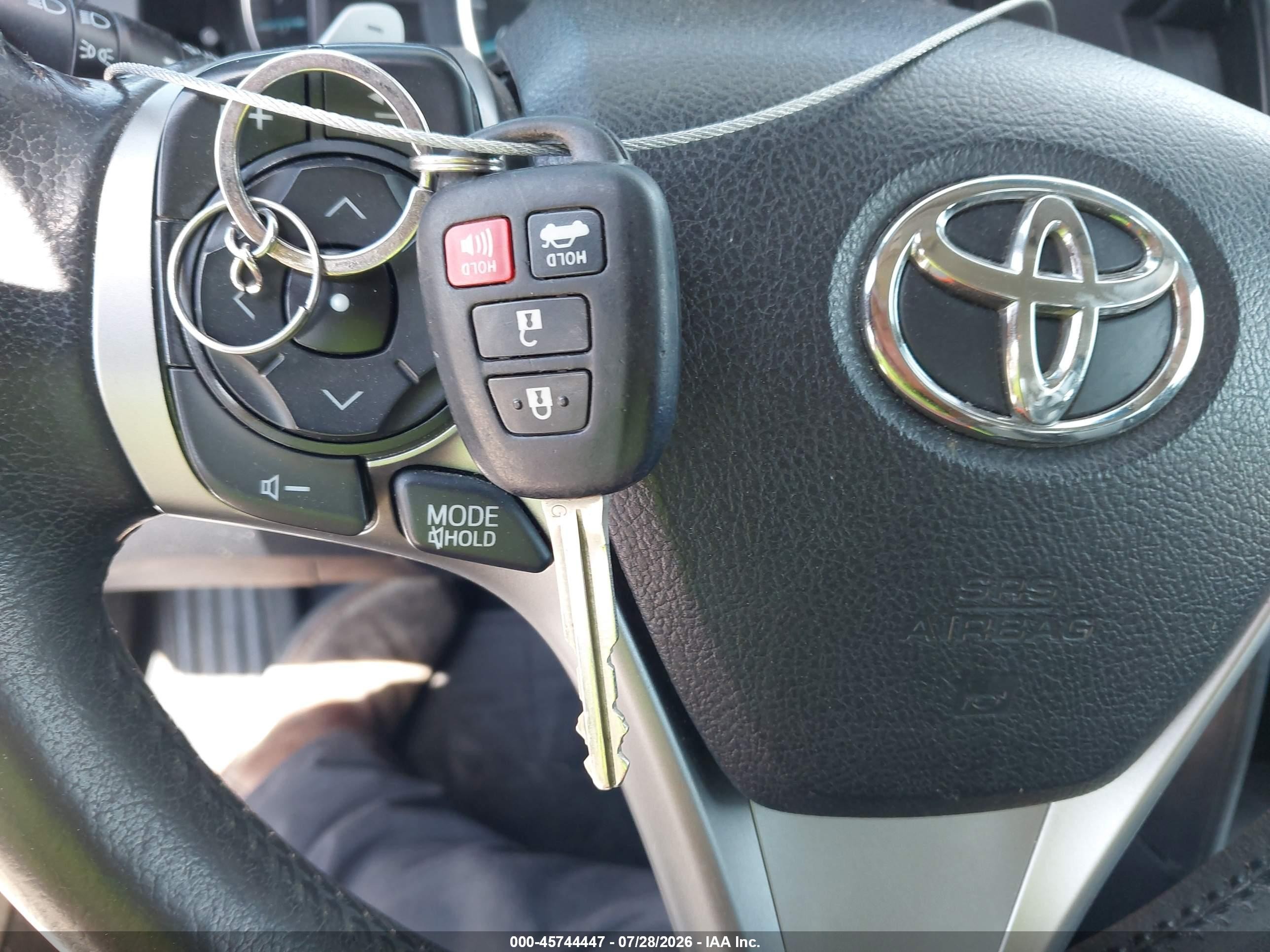 2014 Toyota Camry Se White vin: 4T1BF1FK7EU330719