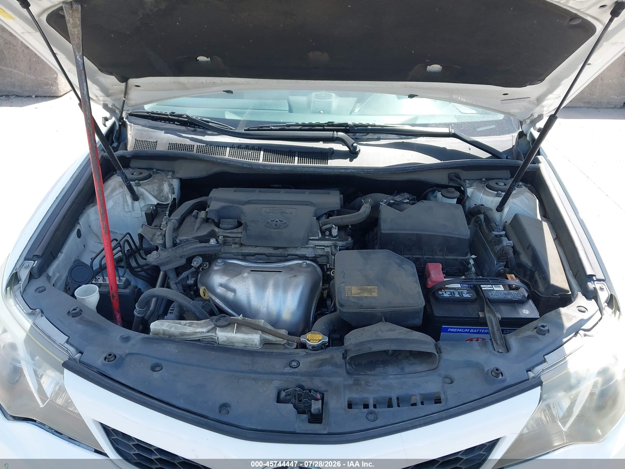 2014 Toyota Camry Se White vin: 4T1BF1FK7EU330719